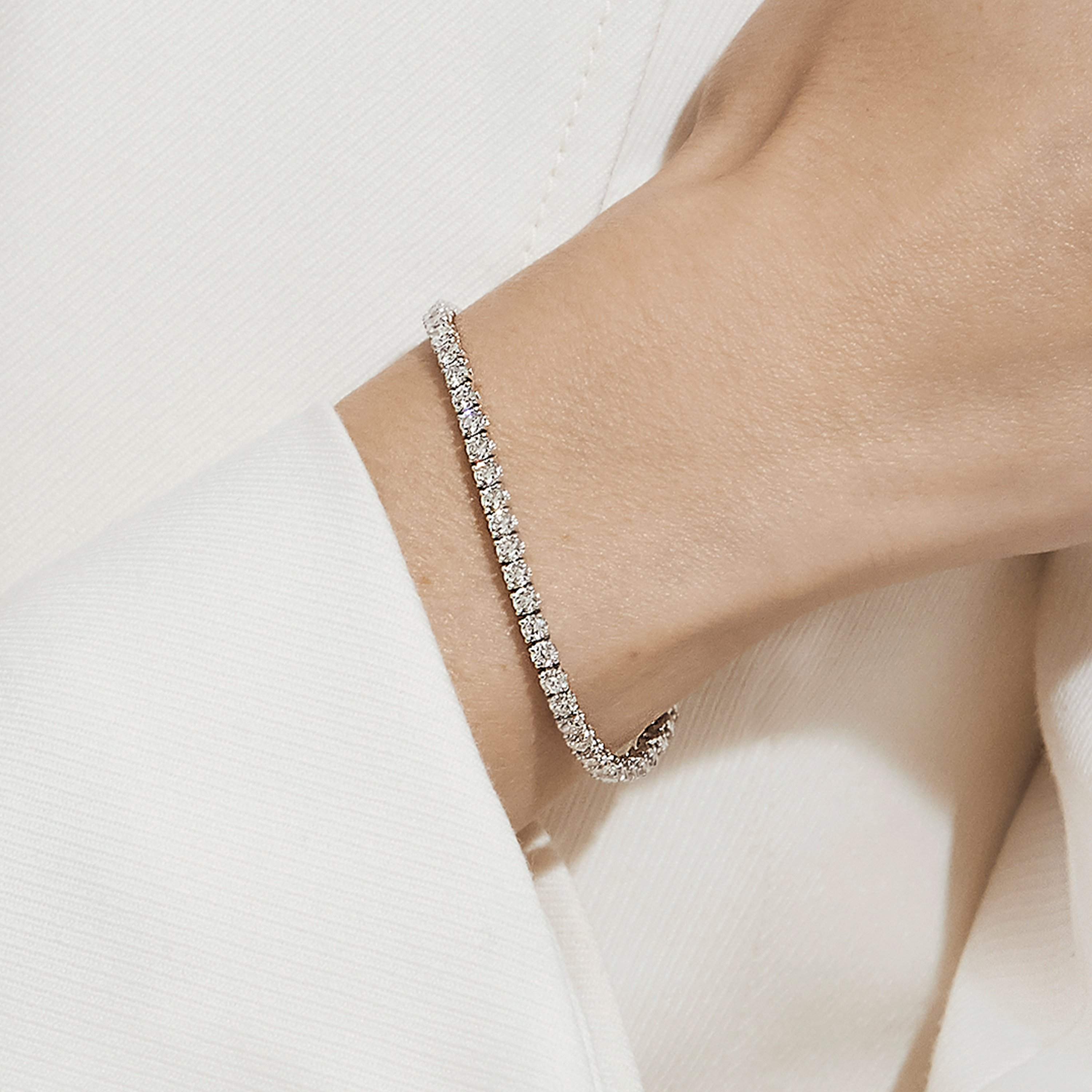 DB Classic eternity line round brilliant diamond bracelet DB Classic eternity line round brilliant diamond bracelet, image 3