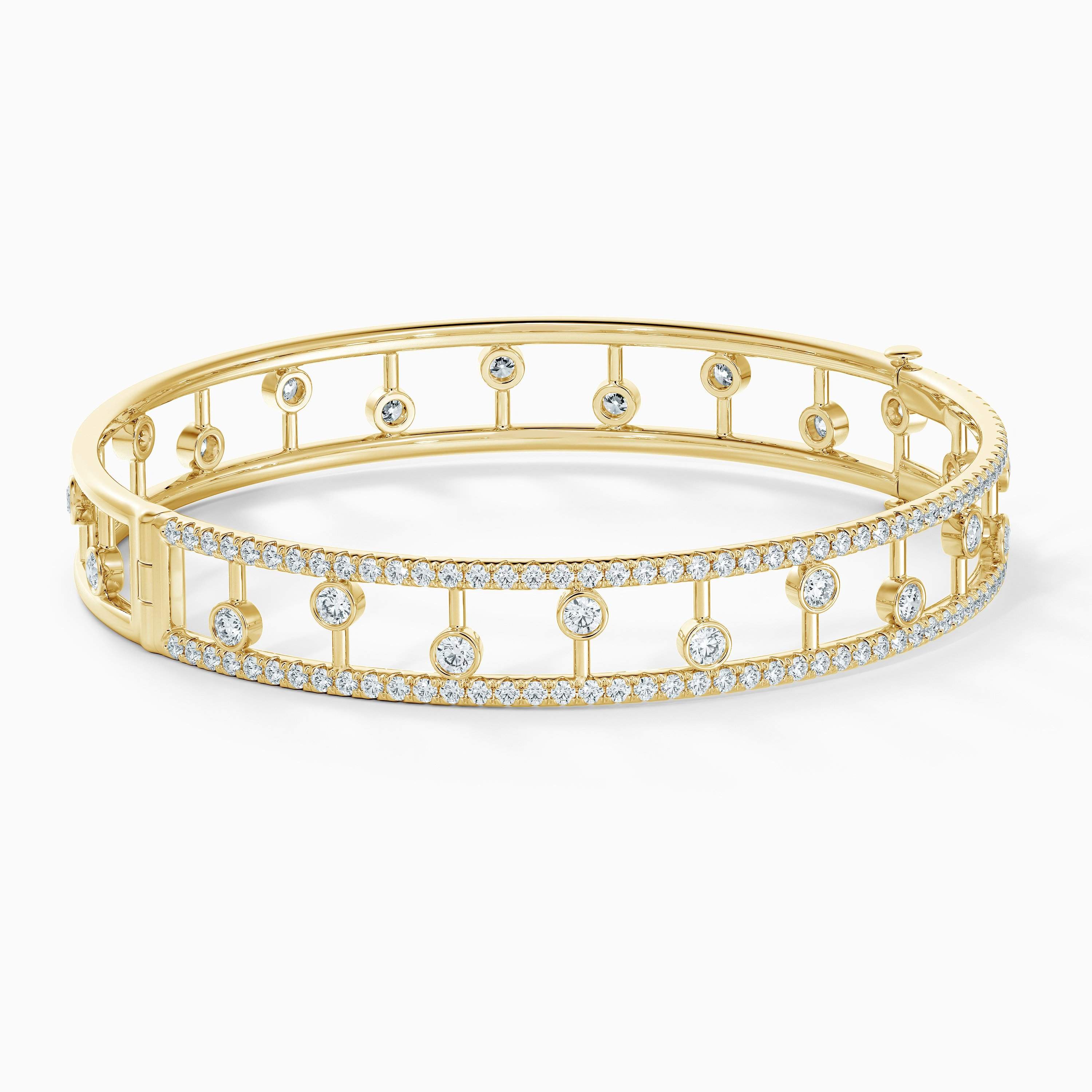 Dewdrop bangle in yellow gold Dewdrop bangle in yellow gold, image 4