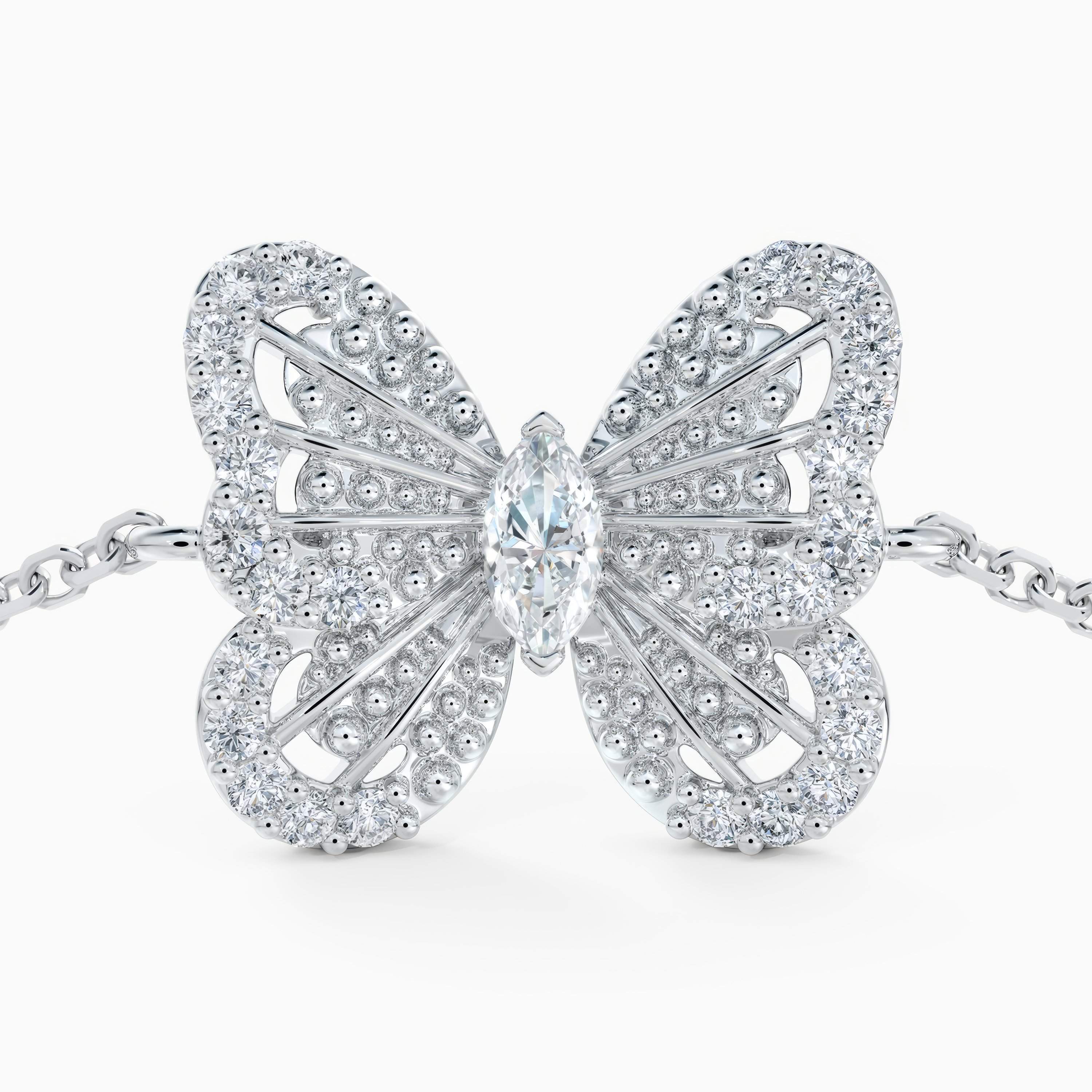 Portraits of Nature butterfly bracelet in white gold Portraits of Nature butterfly bracelet in white gold, image 4
