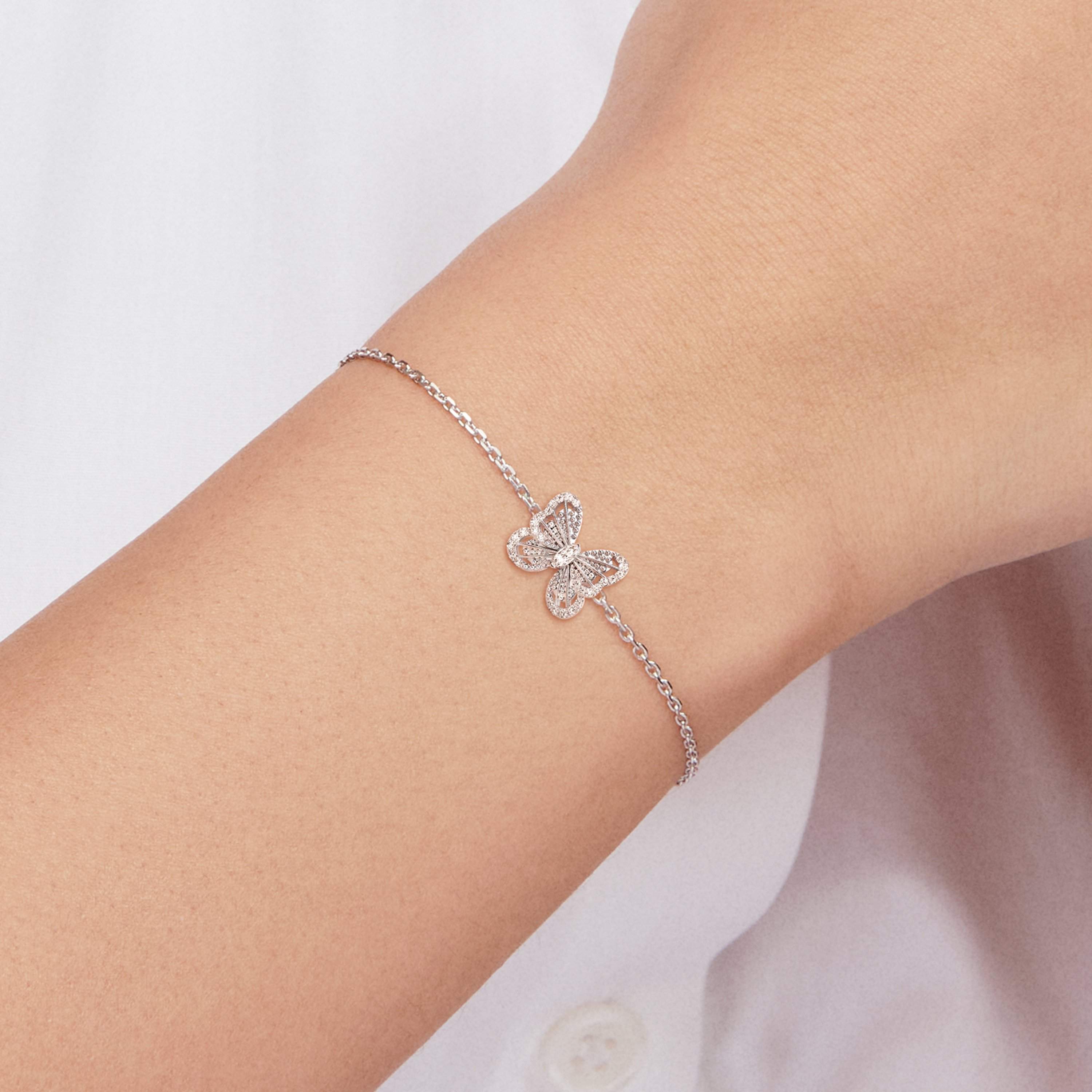 Portraits of Nature butterfly bracelet in white gold Portraits of Nature butterfly bracelet in white gold, image 3