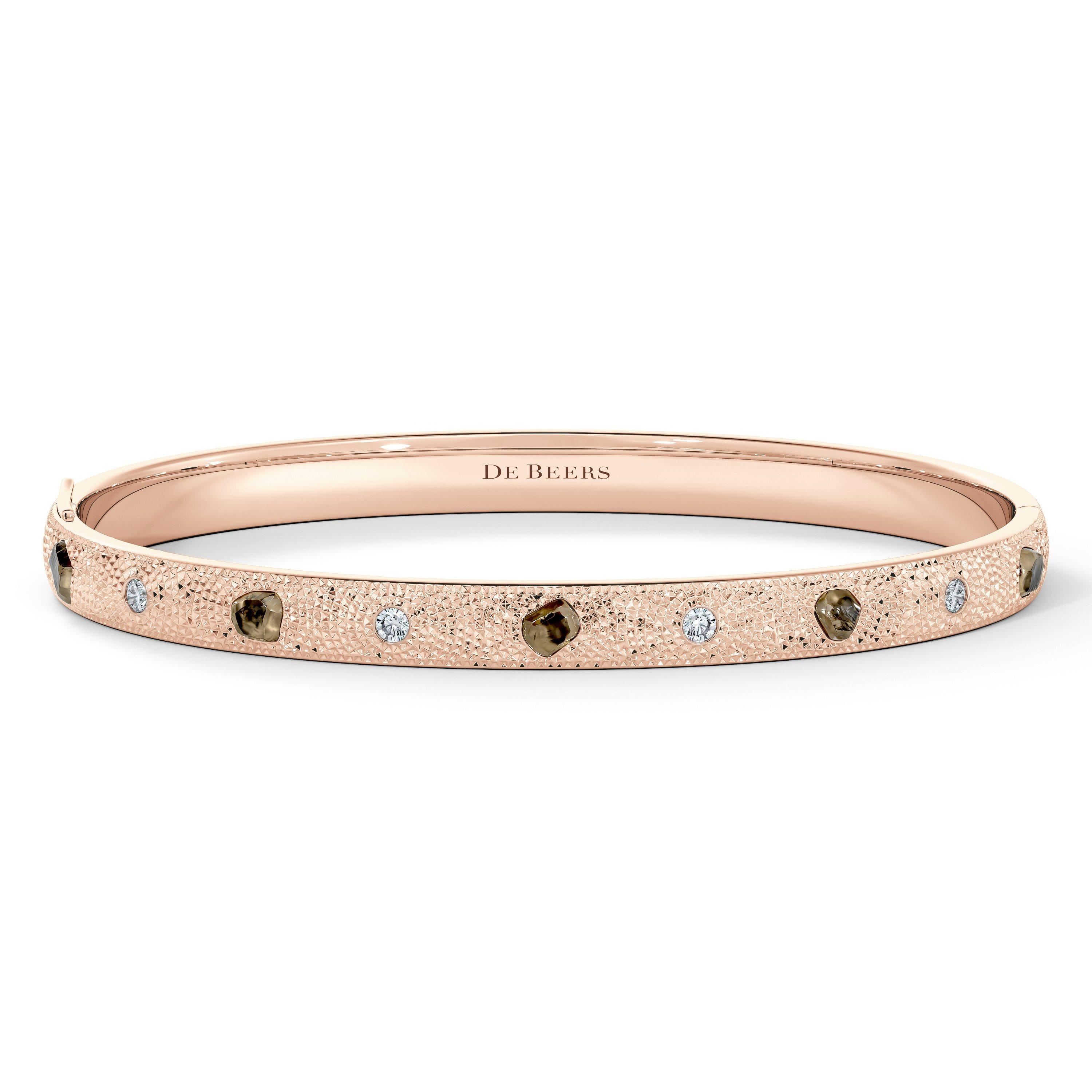 Talisman bangle in rose gold De Beers DE