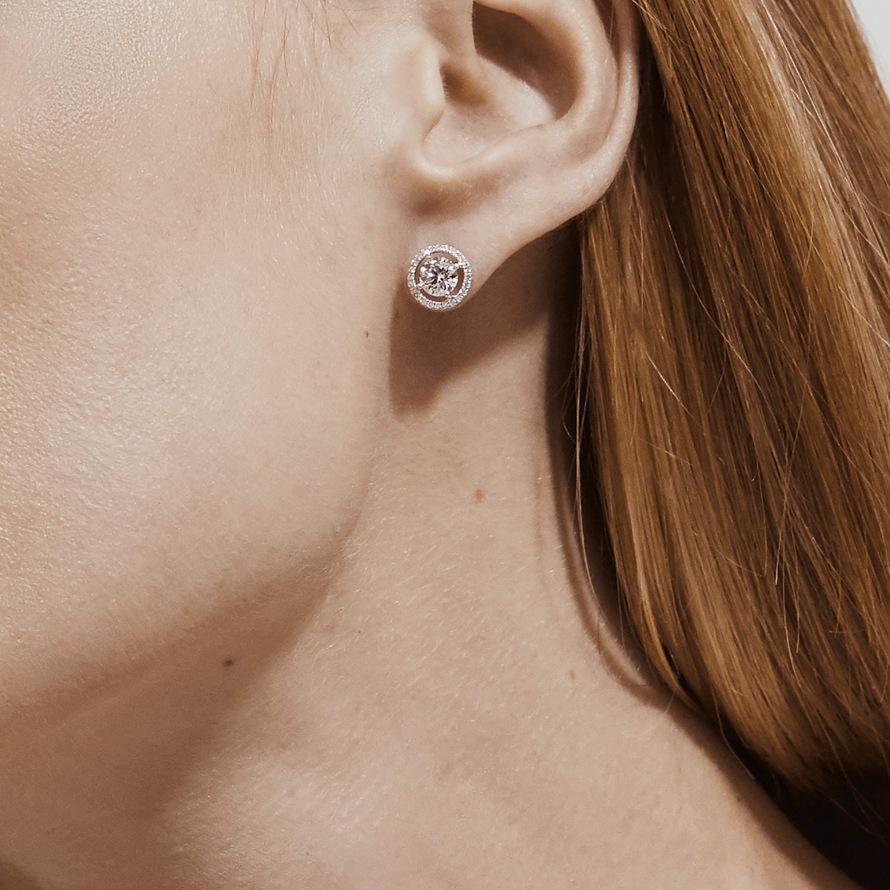 Aura round brilliant diamond studs Aura round brilliant diamond studs, image 3