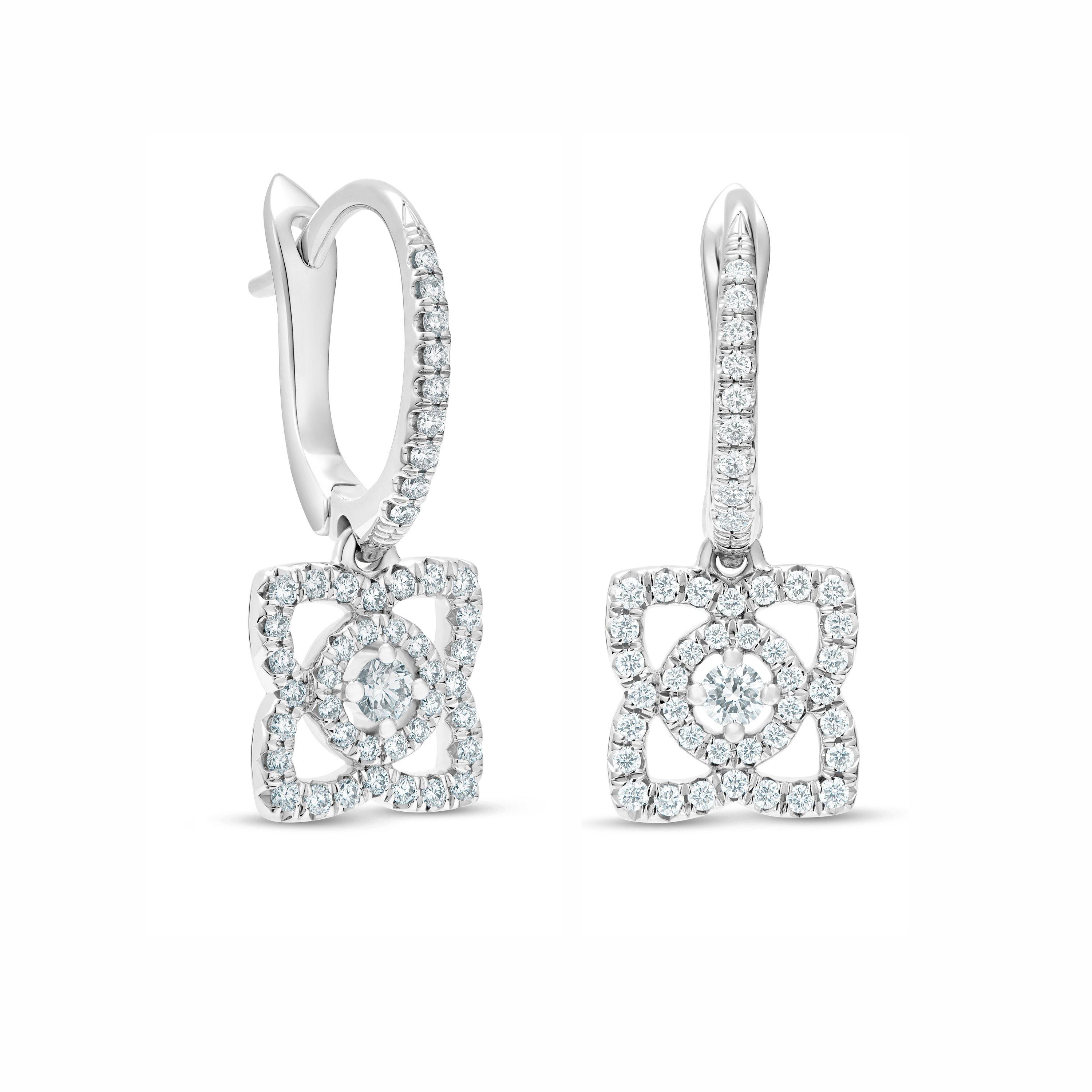 De Beers Lotus Diamond Collection Travels from New York to Houston – Robb  Report