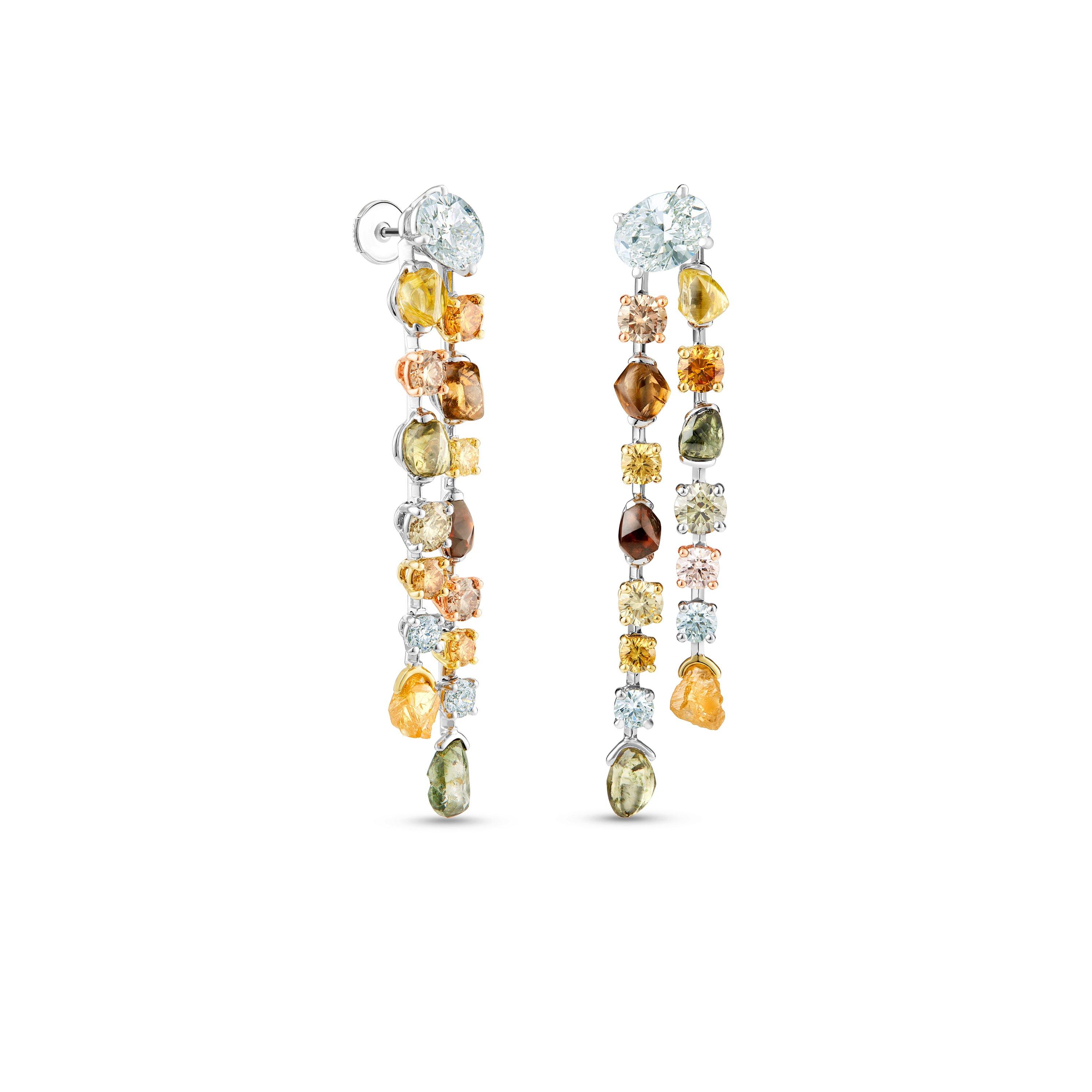 Talisman earrings in yellow gold and platinum, image 1