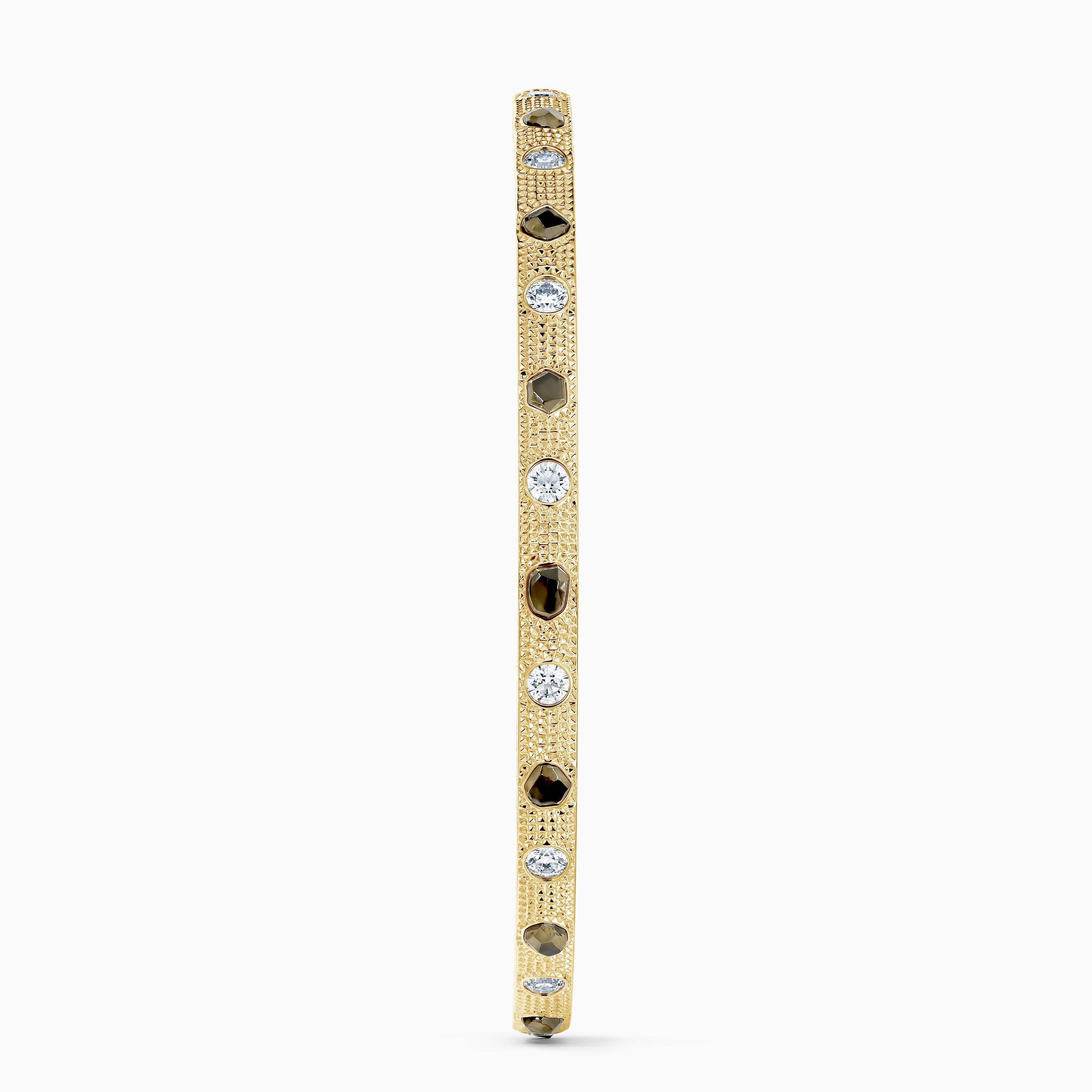 Talisman hoop earrings in yellow gold Talisman hoop earrings in yellow gold, image 2