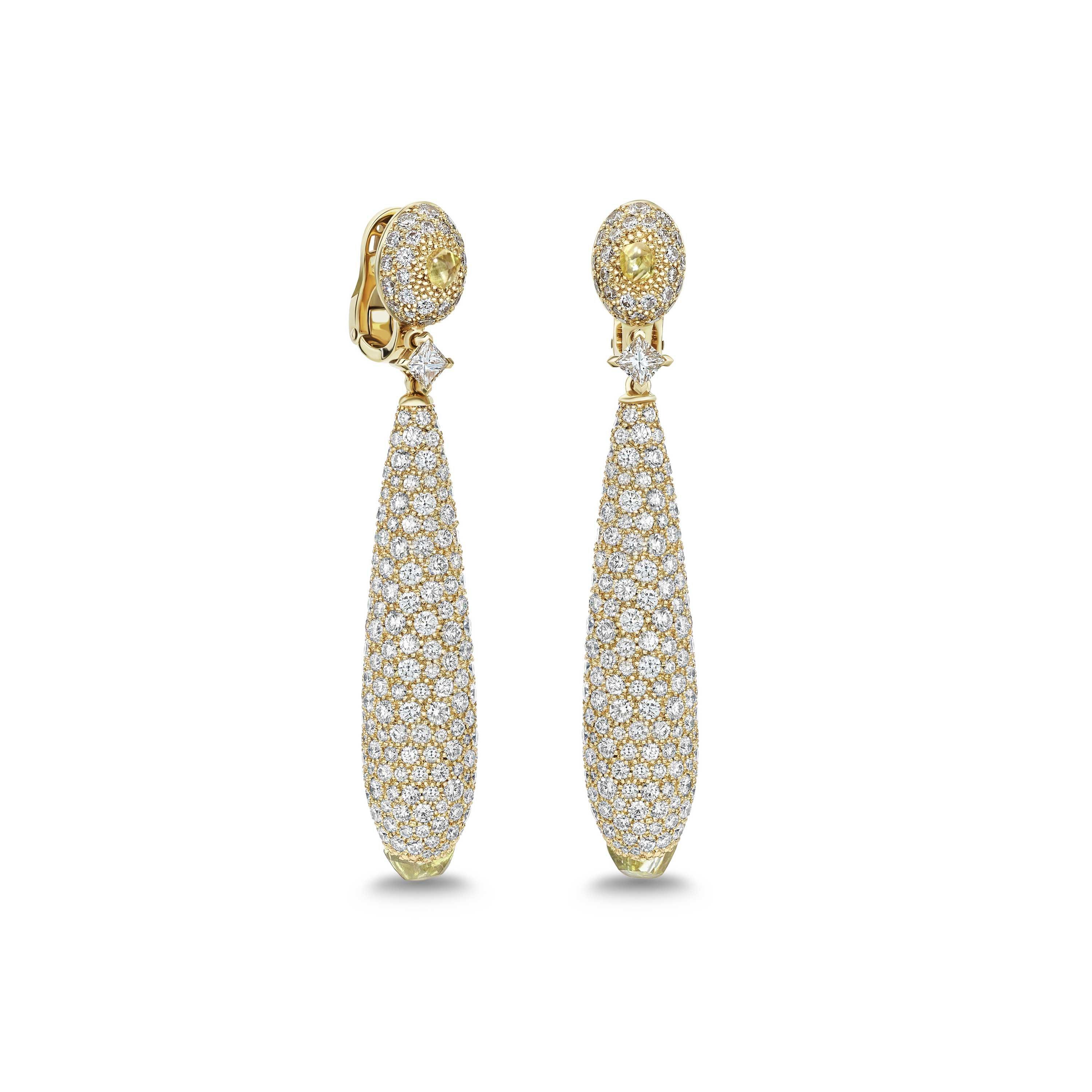 Talisman cocktail earrings in yellow gold, image 1