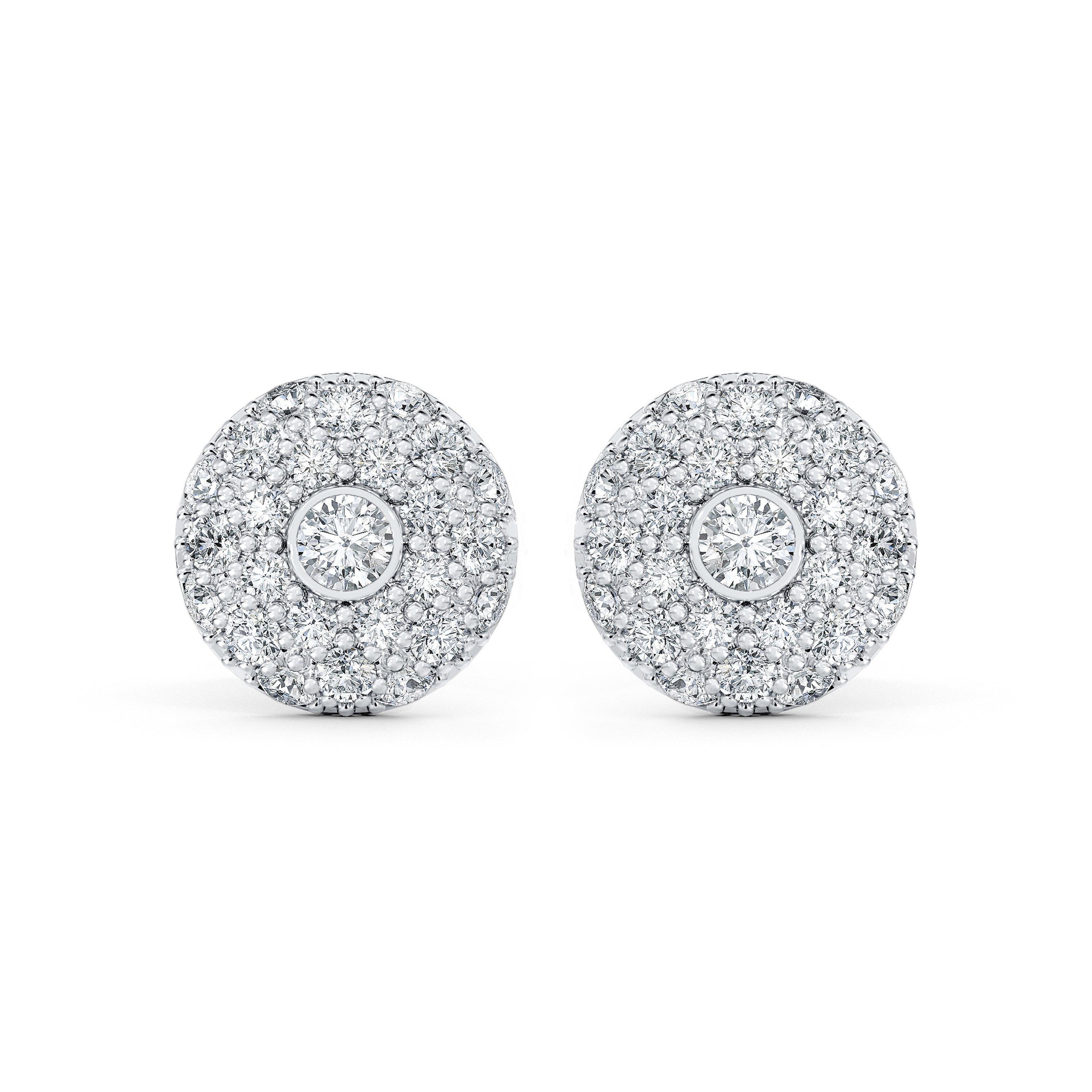 Classic Design Diamond Stud Earrings in White Gold, image 1