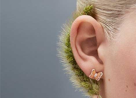 Jewellery at De Beers Jewellers