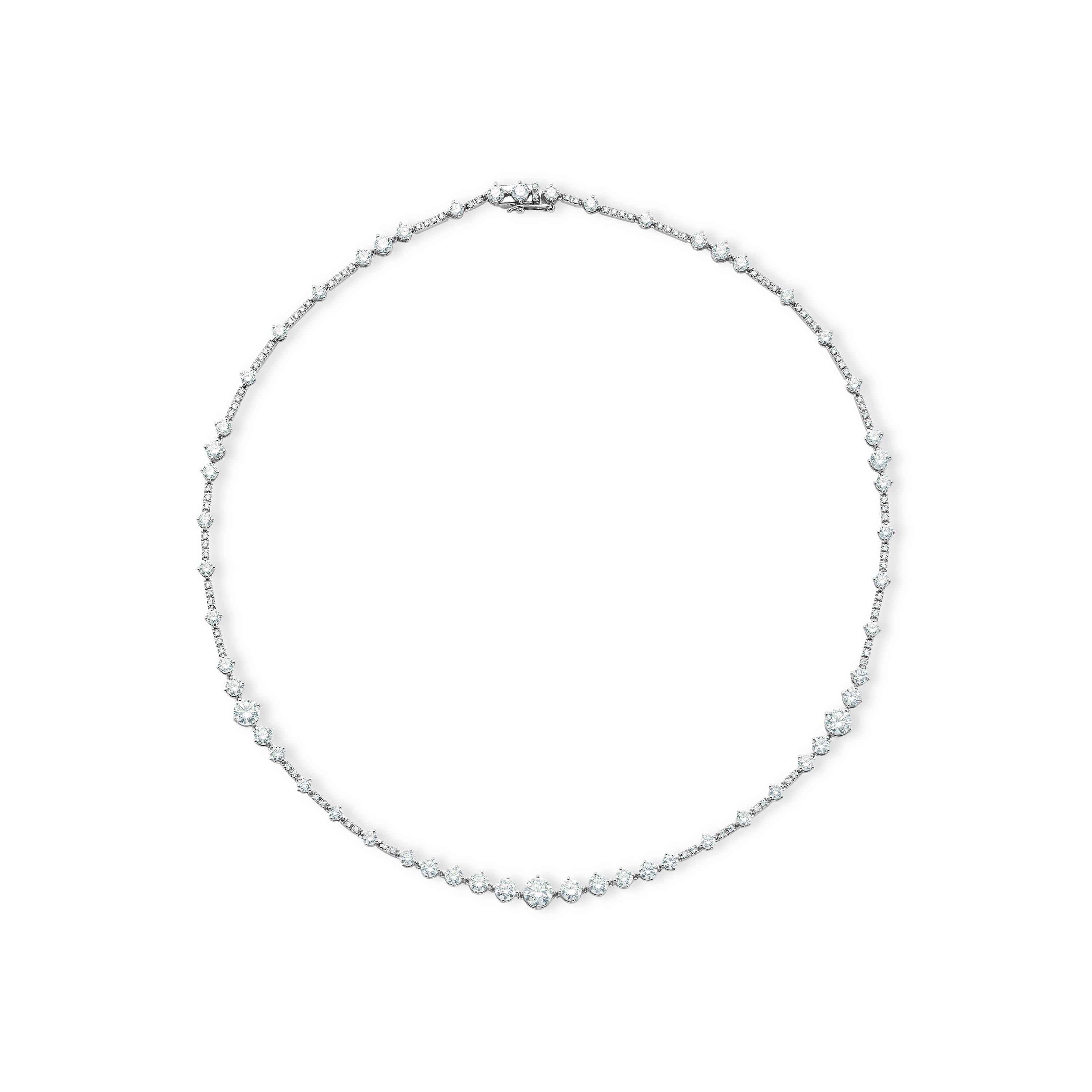 de Beers Jewellers 18kt White Gold Arpeggia One-line Diamond Necklace - Silver
