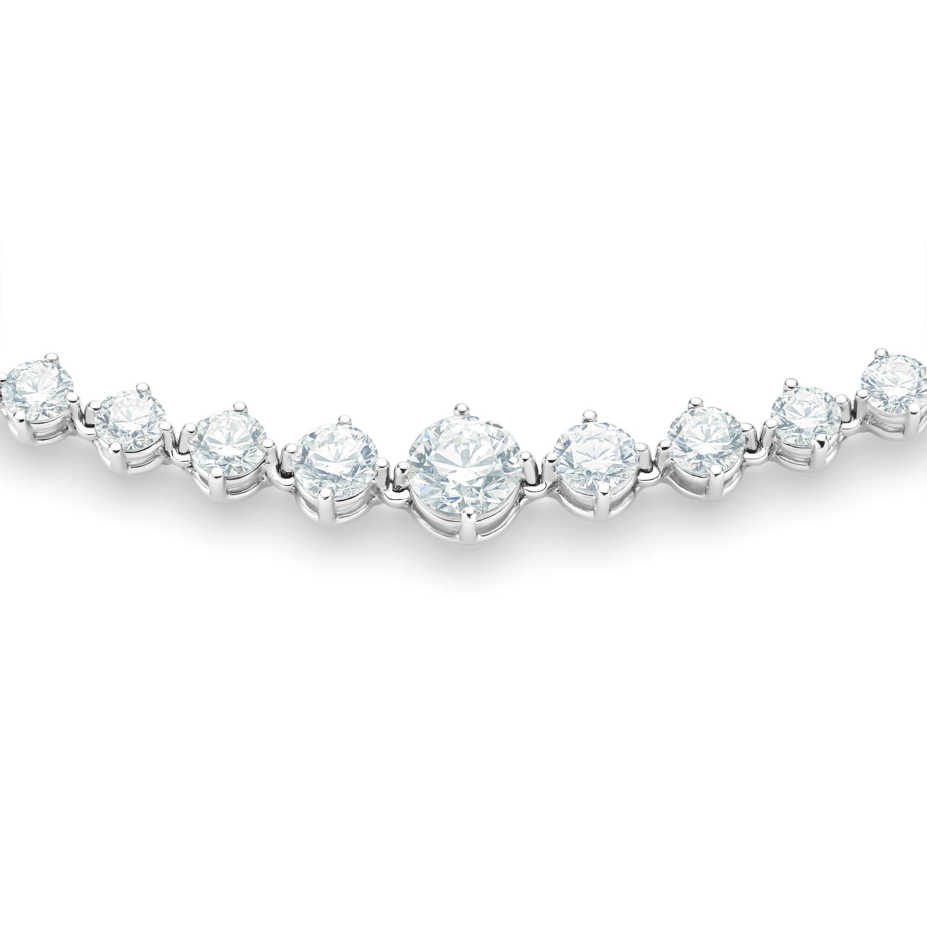 de Beers Jewellers 18kt White Gold Arpeggia One-line Diamond Necklace - Silver