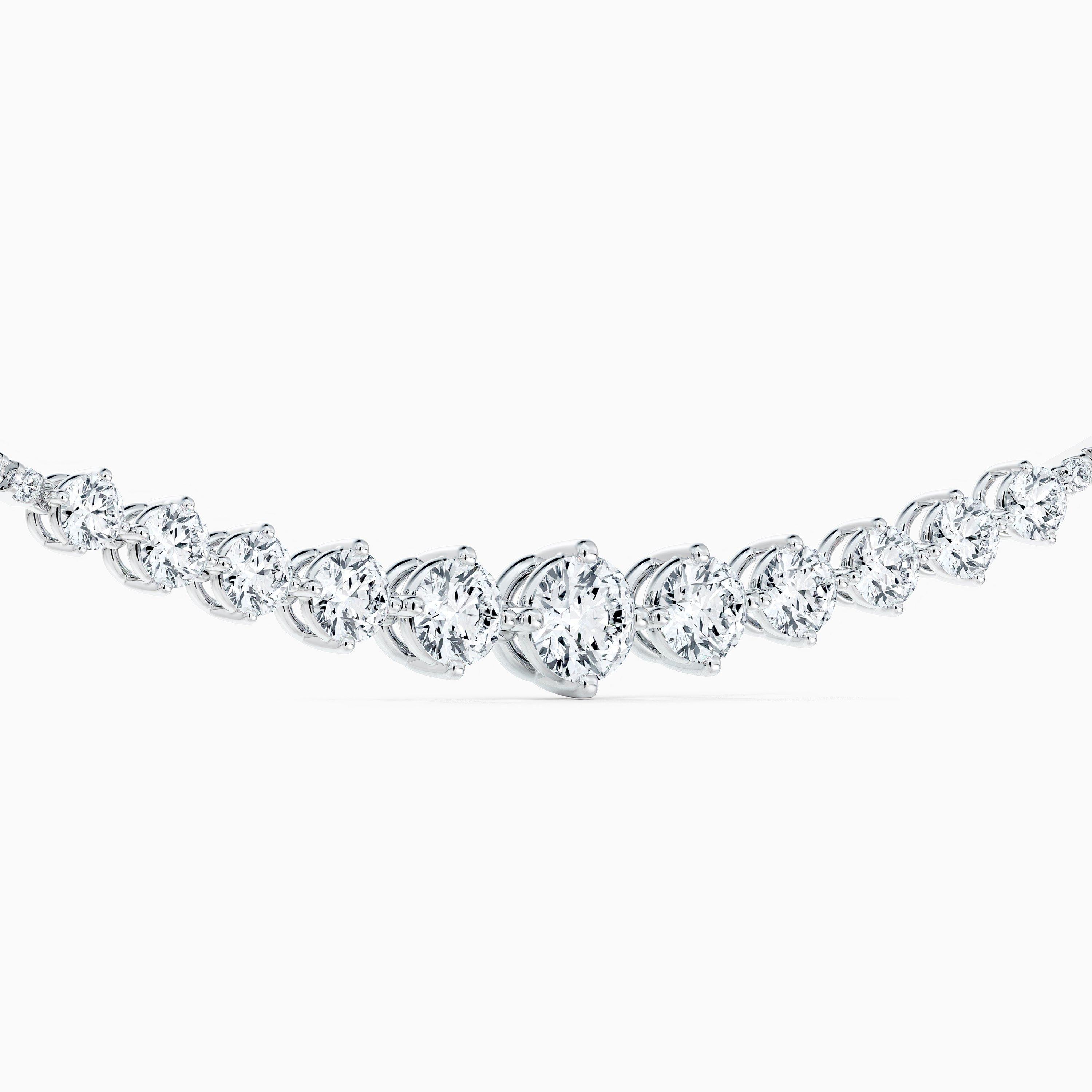 Arpeggia One Line Necklace in White Gold, image 2