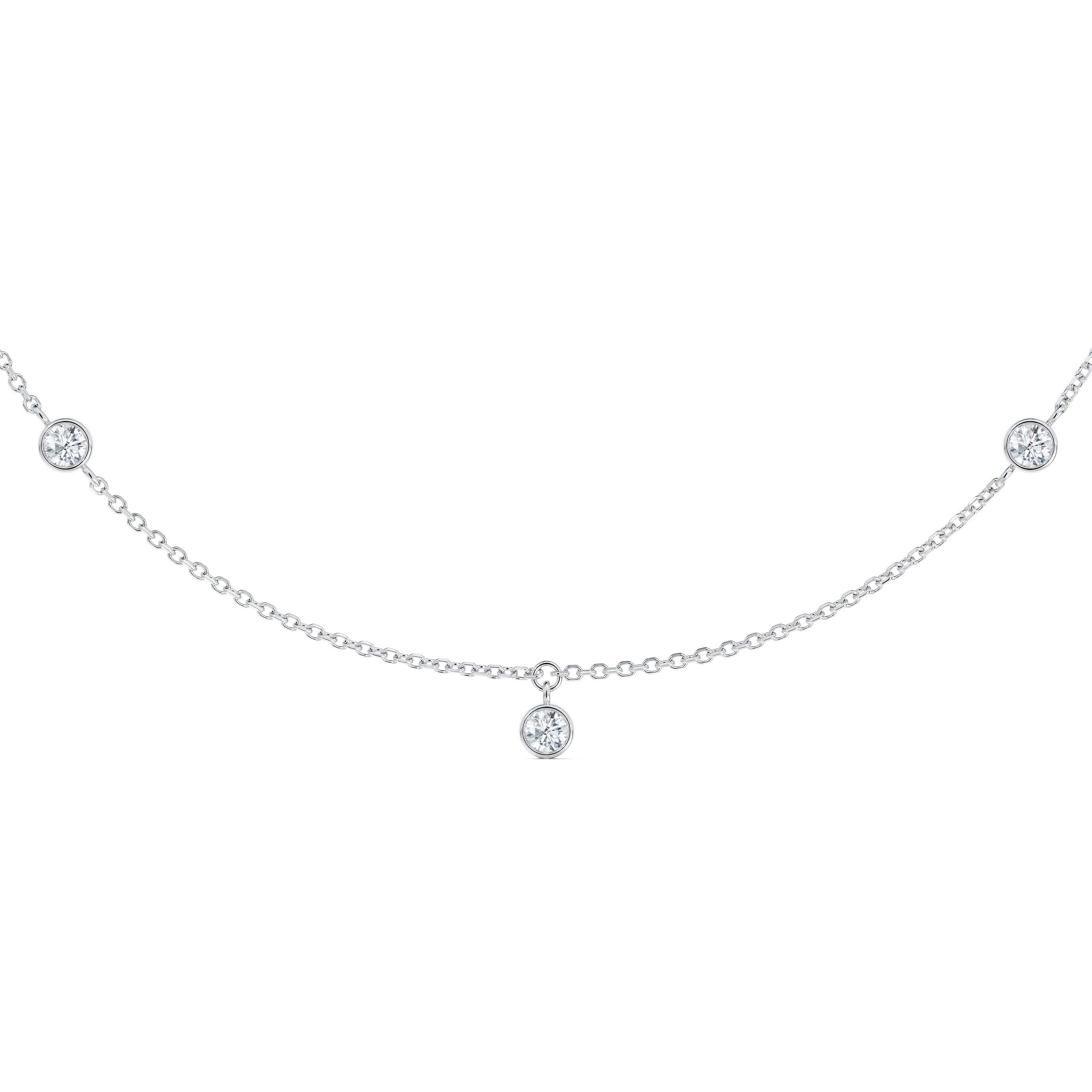 Clea Five Diamond Necklace in White Gold De Beers NL