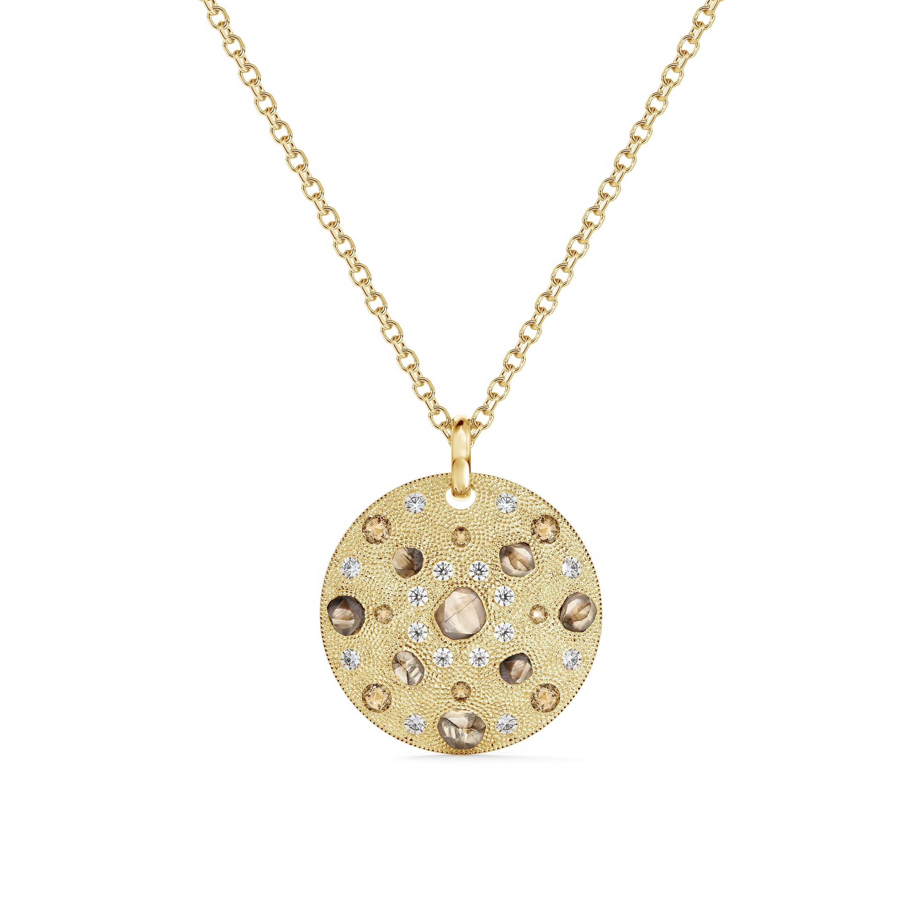 Talisman Medal in Yellow Gold