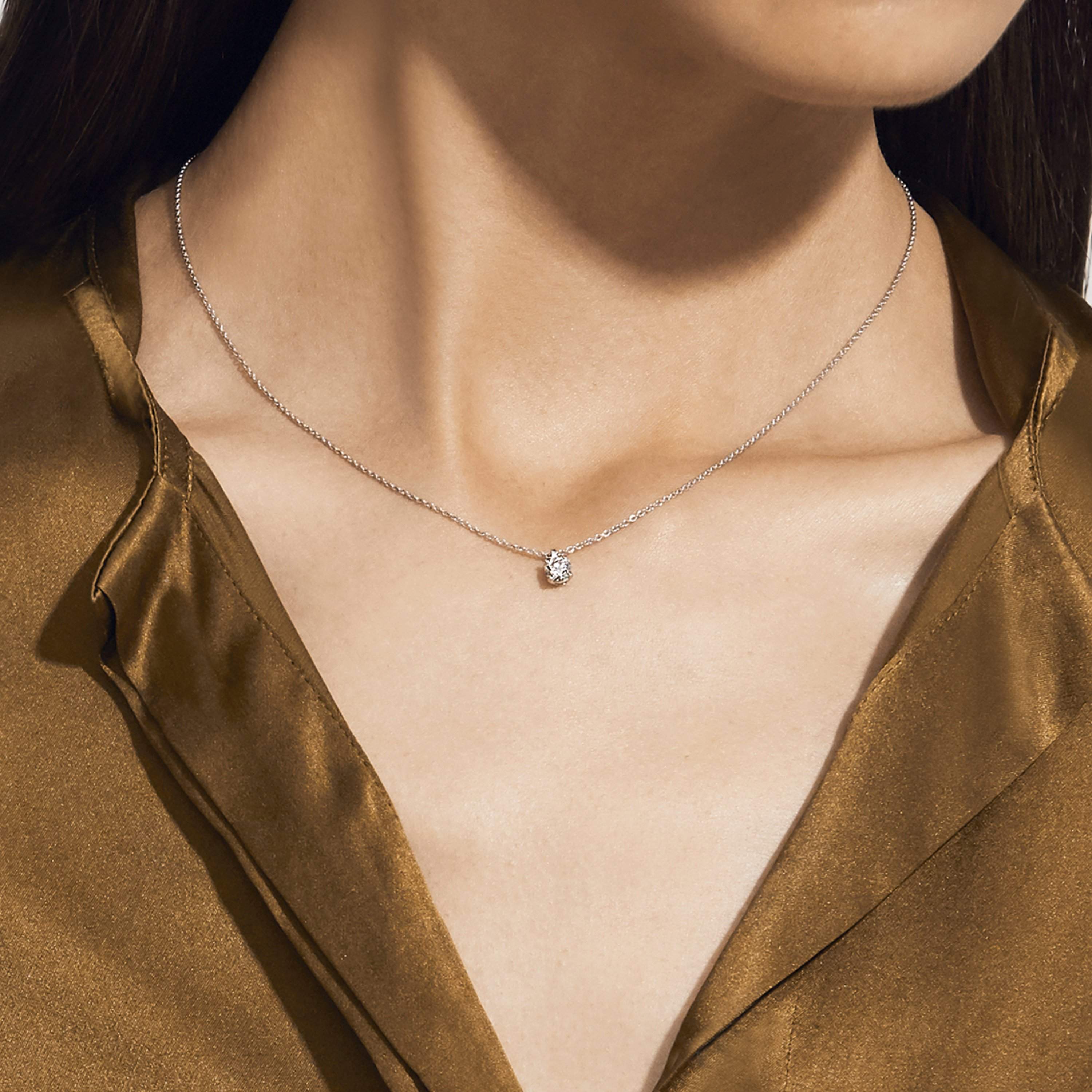 DB Classic round brilliant diamond pendant DB Classic round brilliant diamond pendant, image 3