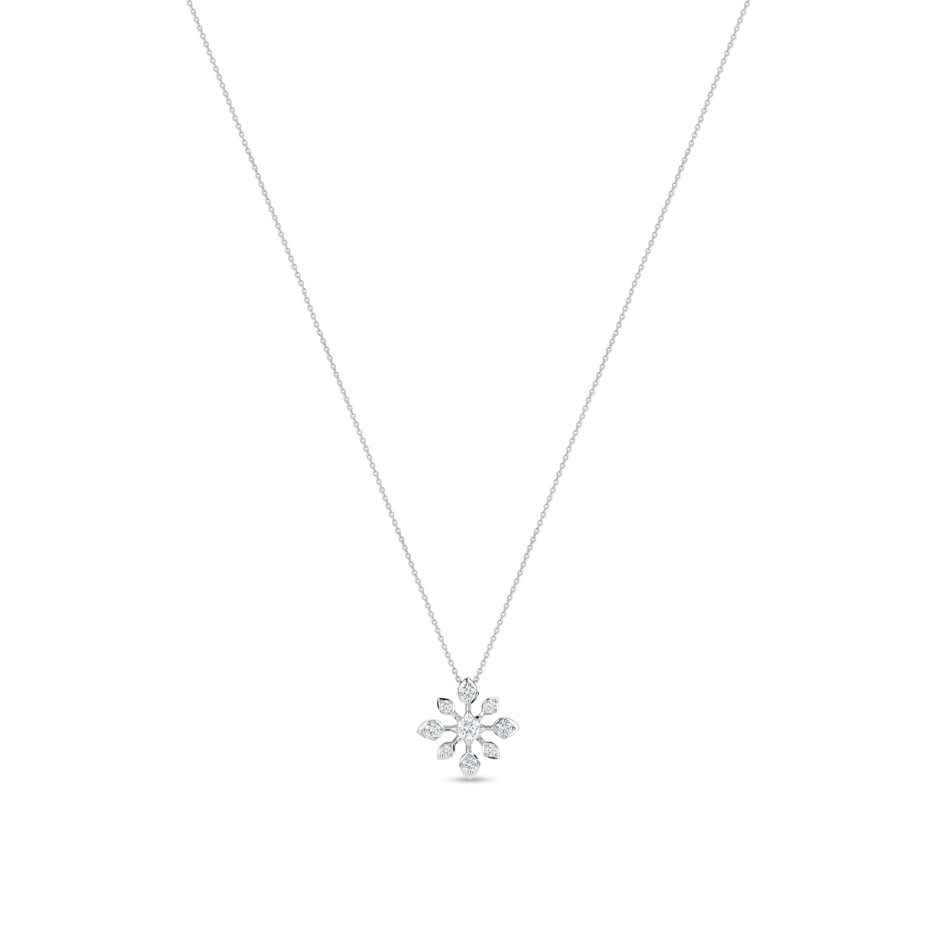 Debeers Db Classic Star Pendant In White