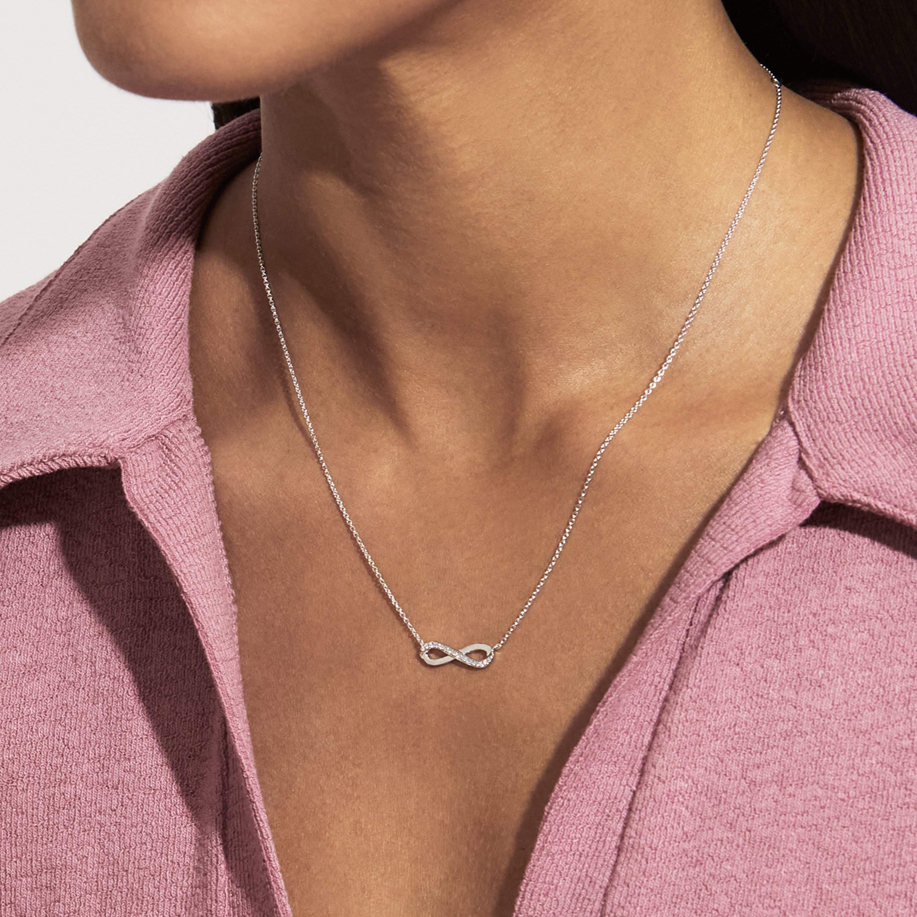 Infinity necklace in white gold Infinity necklace in white gold, image 3