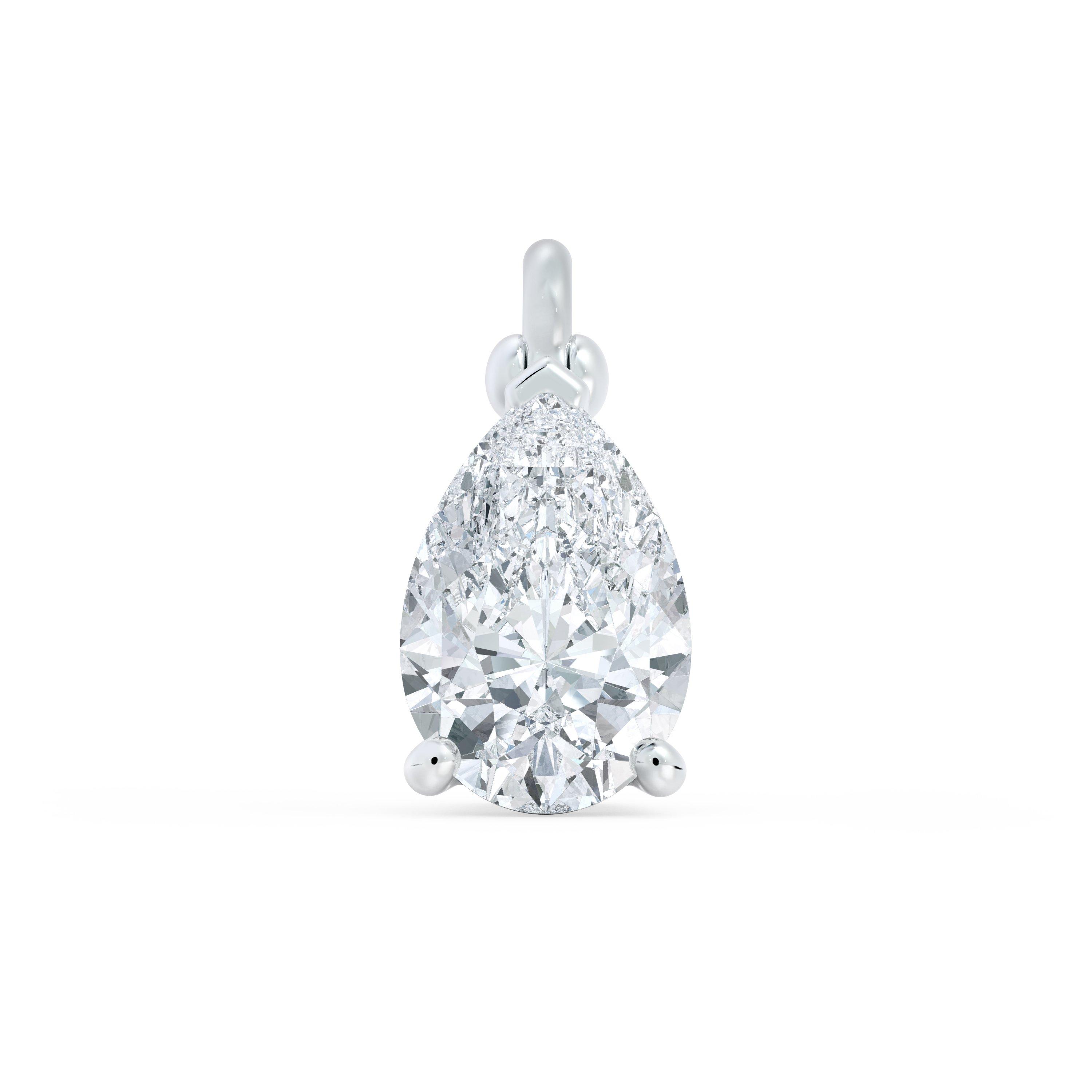 Clip diamant blanc taille poire en or blanc