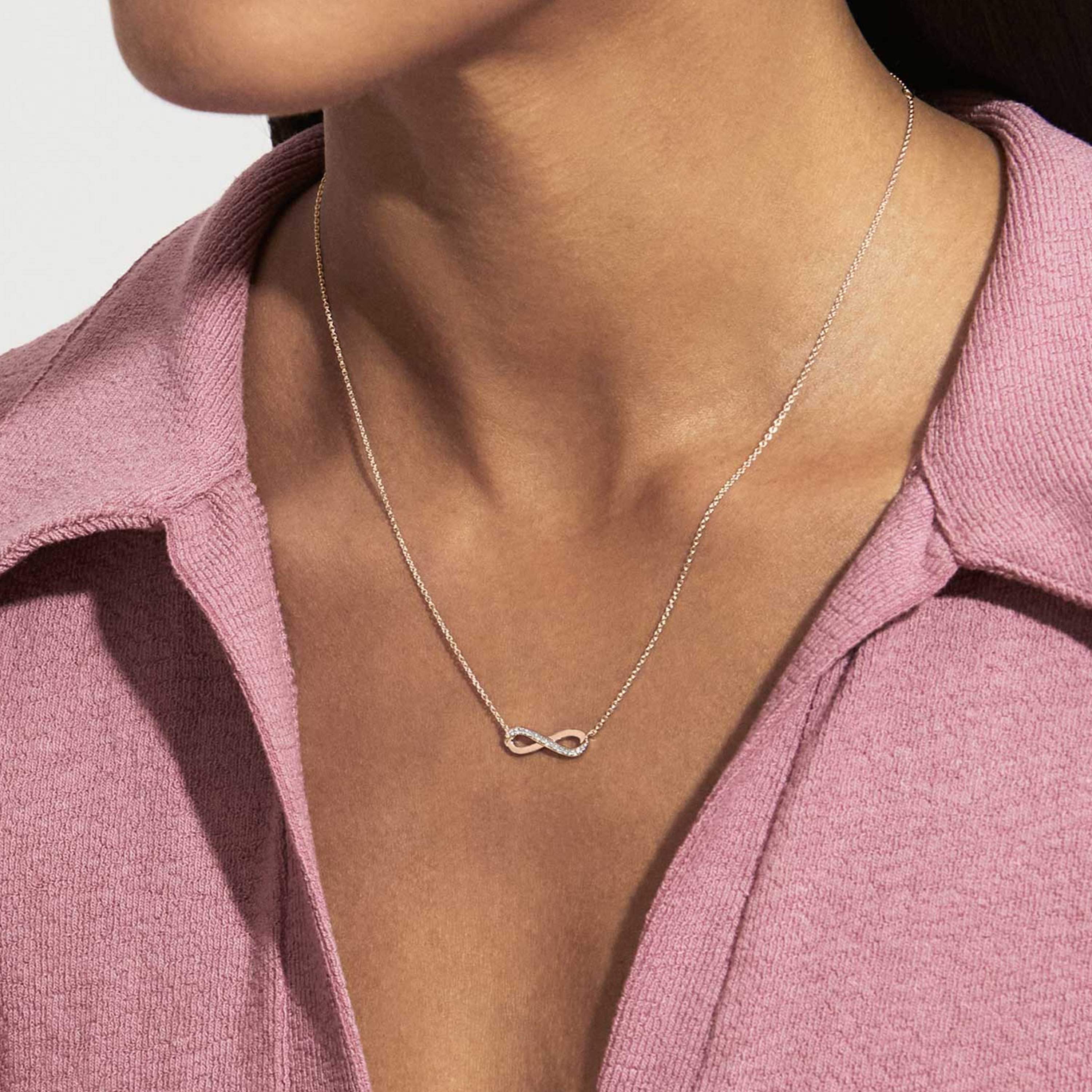 Infinity necklace in rose gold Infinity necklace in rose gold, image 3