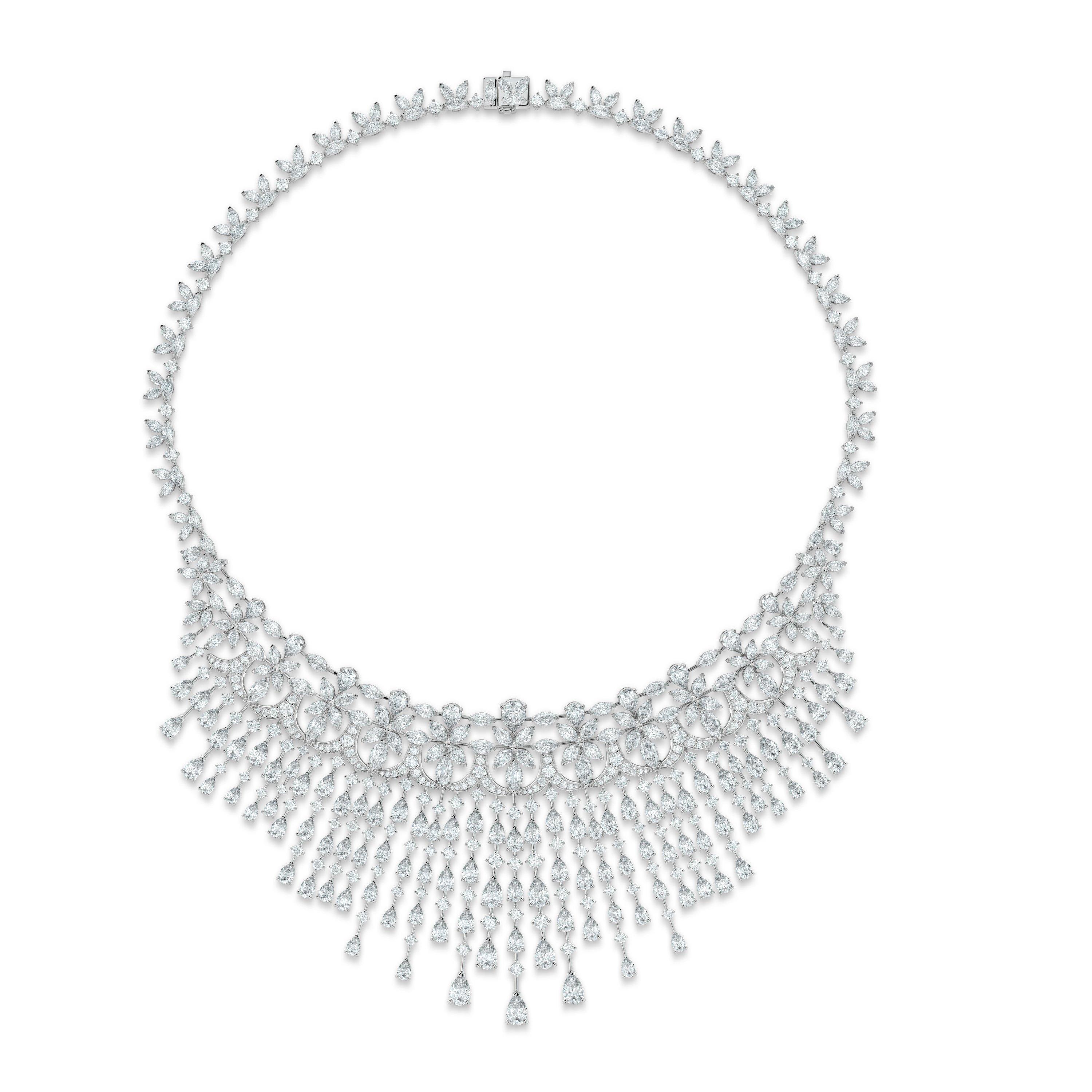 Ellesmere Treasure Necklace in White Gold, image 1