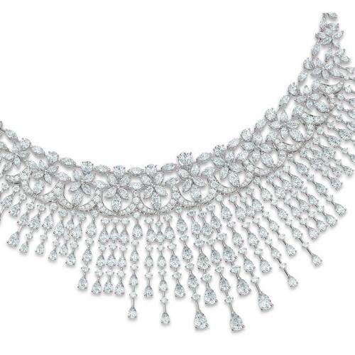 Beautiful deals diamond necklaces