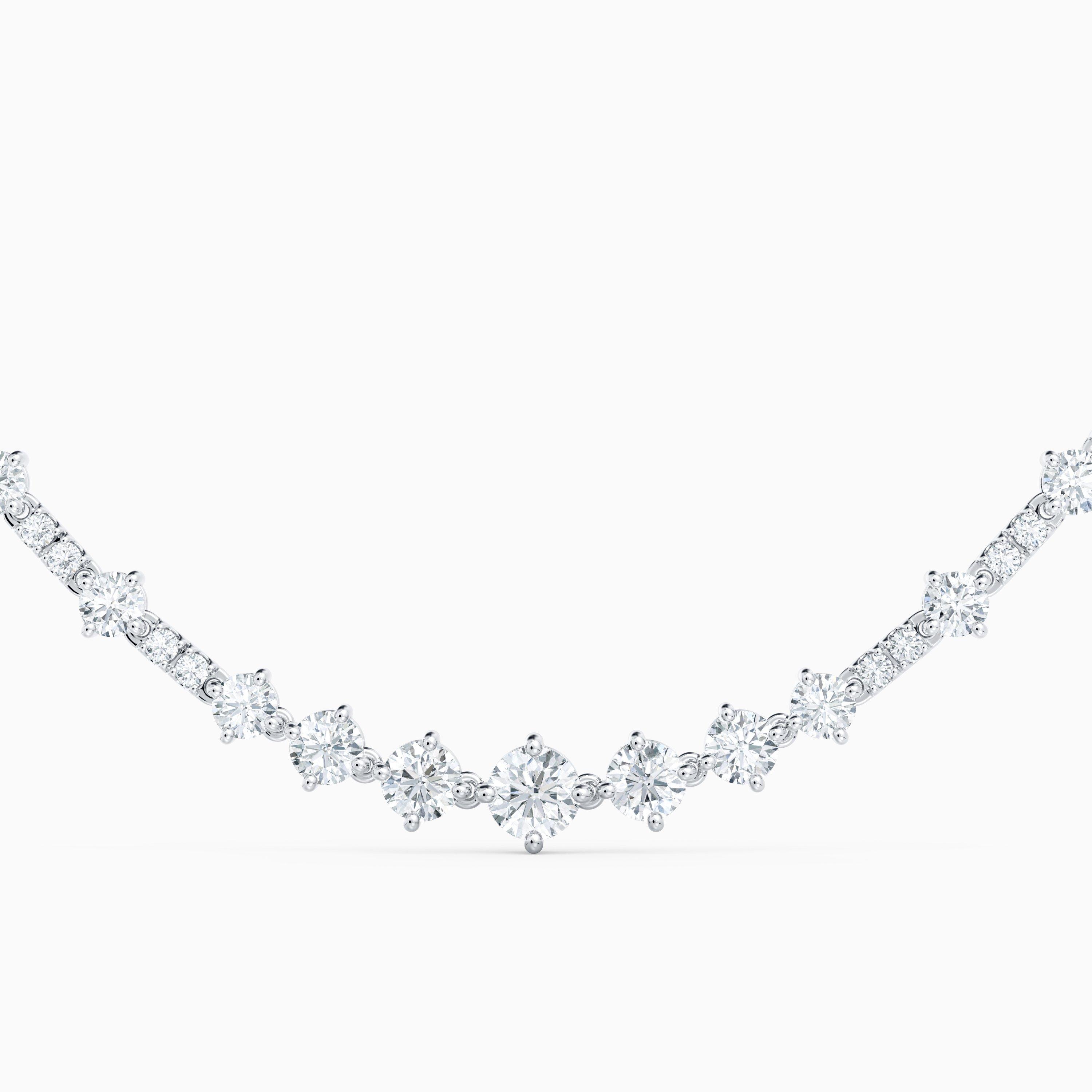 Arpeggia Line Necklace in White Gold with Diamonds, image 1