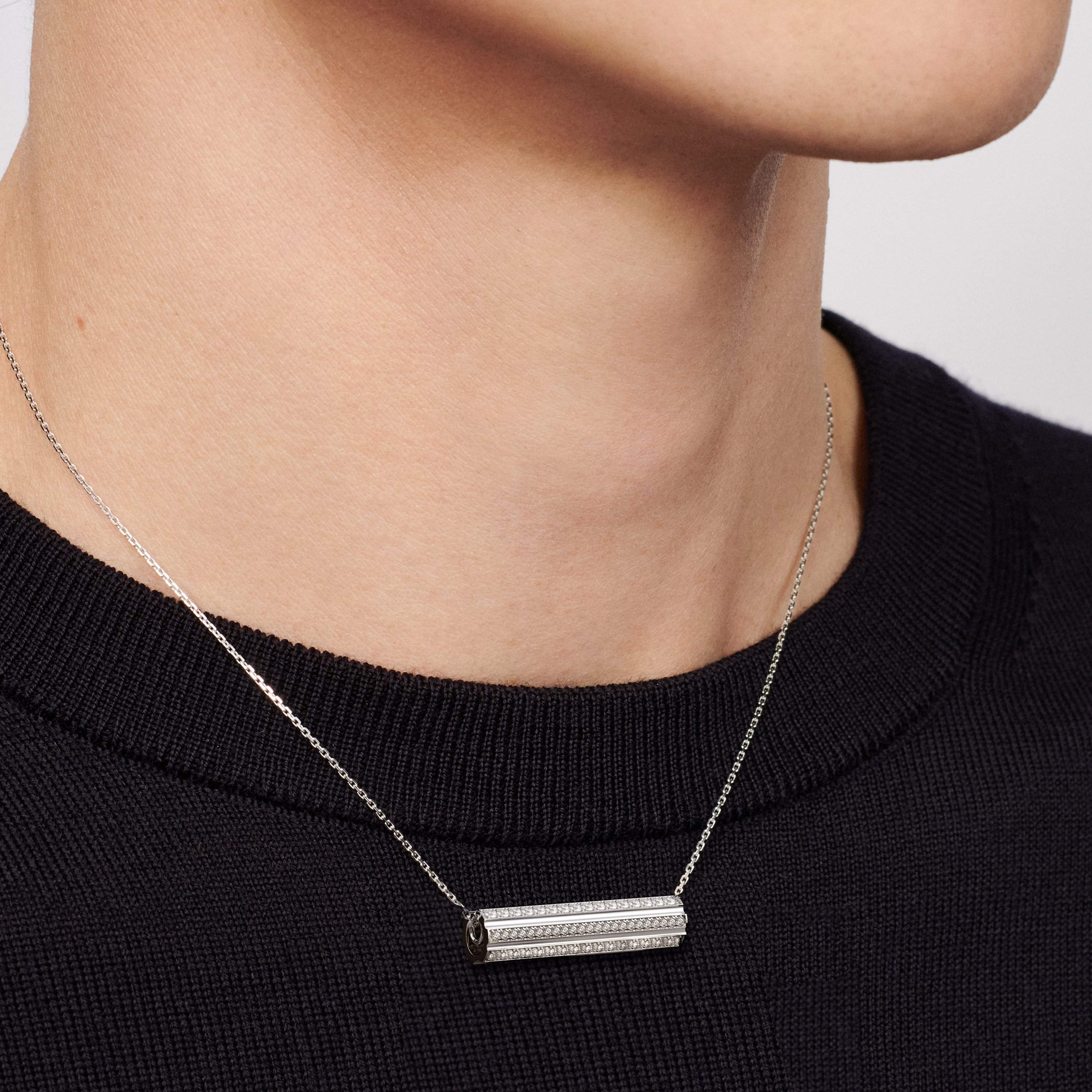 De Beers RVL Pendant in White Gold with Diamonds De Beers RVL Pendant in White Gold with Diamonds, image 5