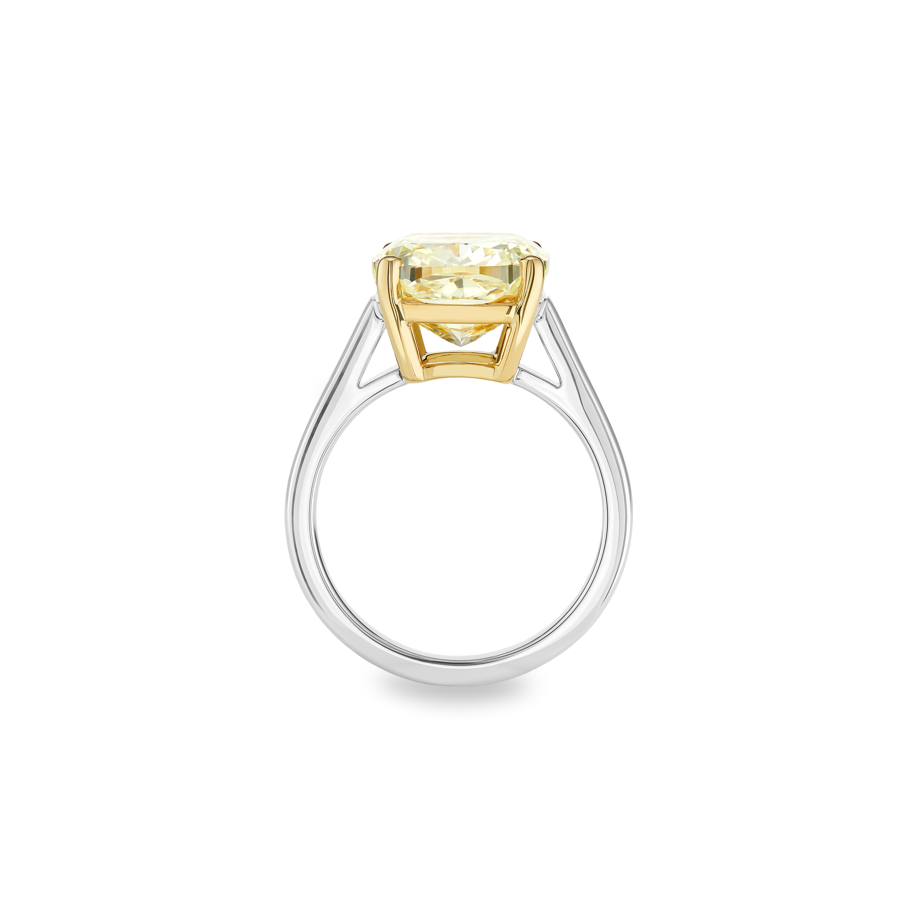 DB Classic cushion-cut diamond ring DB Classic cushion-cut diamond ring, image 2