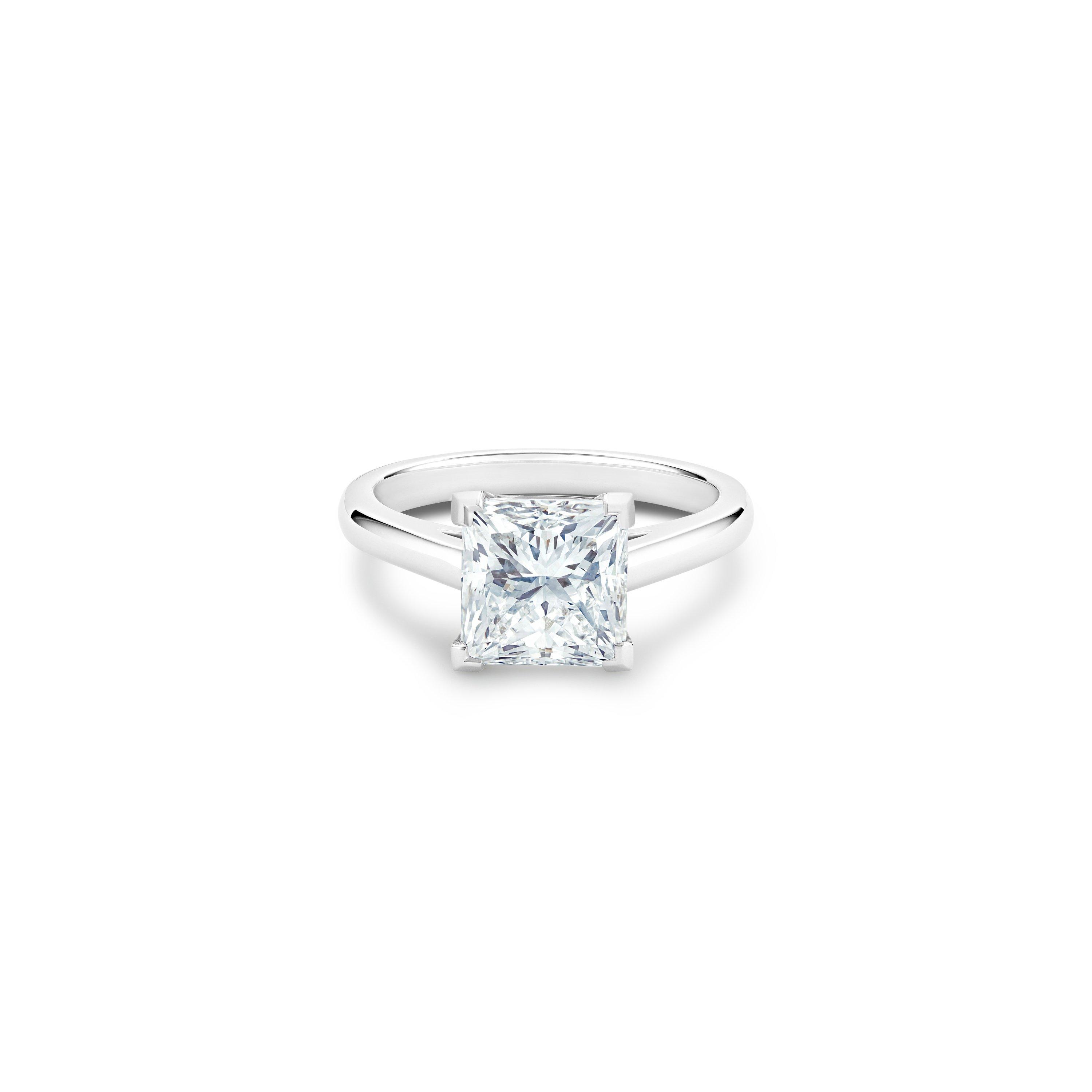 DB Classic Simple Shank Radiant Square Cut diamond ring | De Beers UK