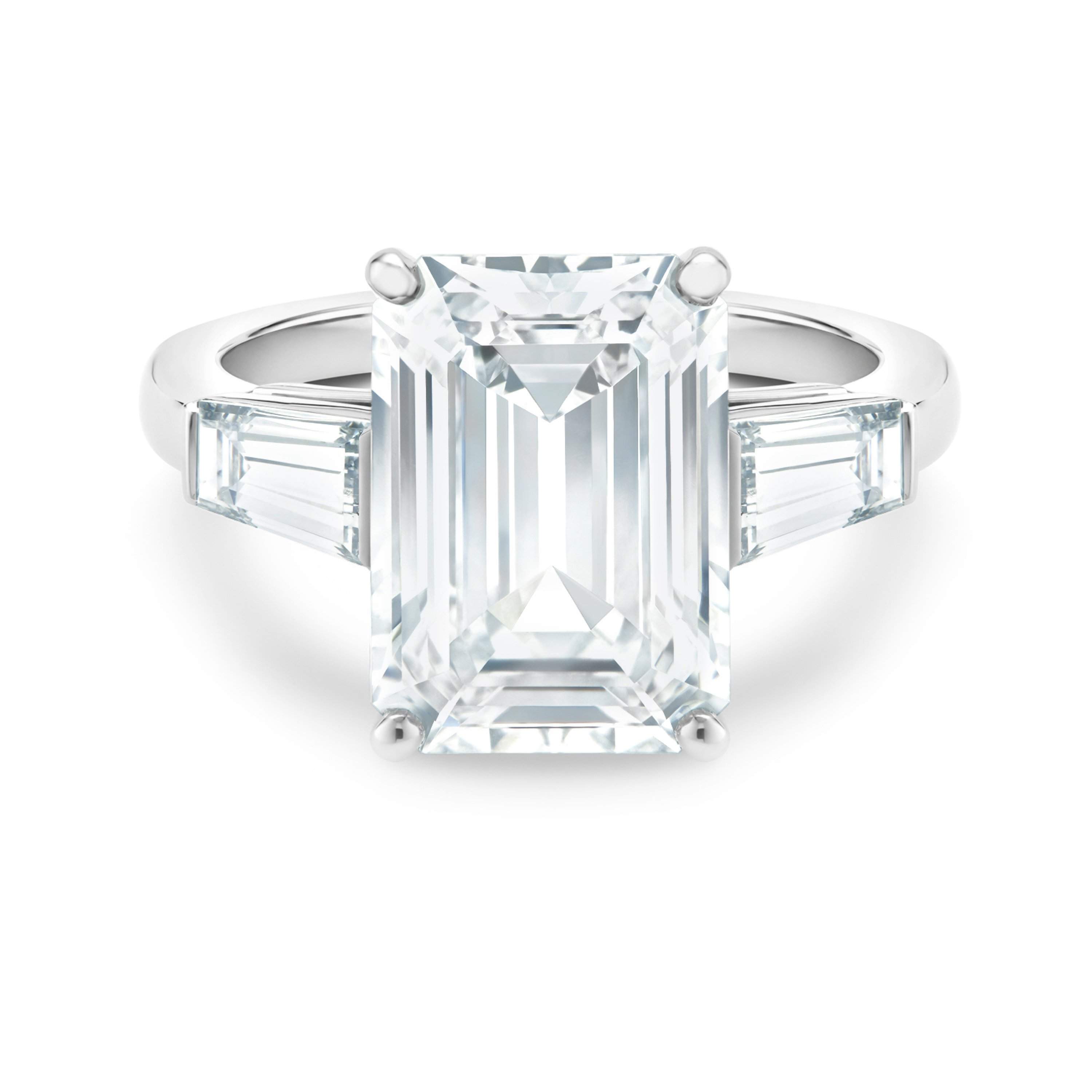 DB Classic emerald-cut and tapered diamond ring, image 1