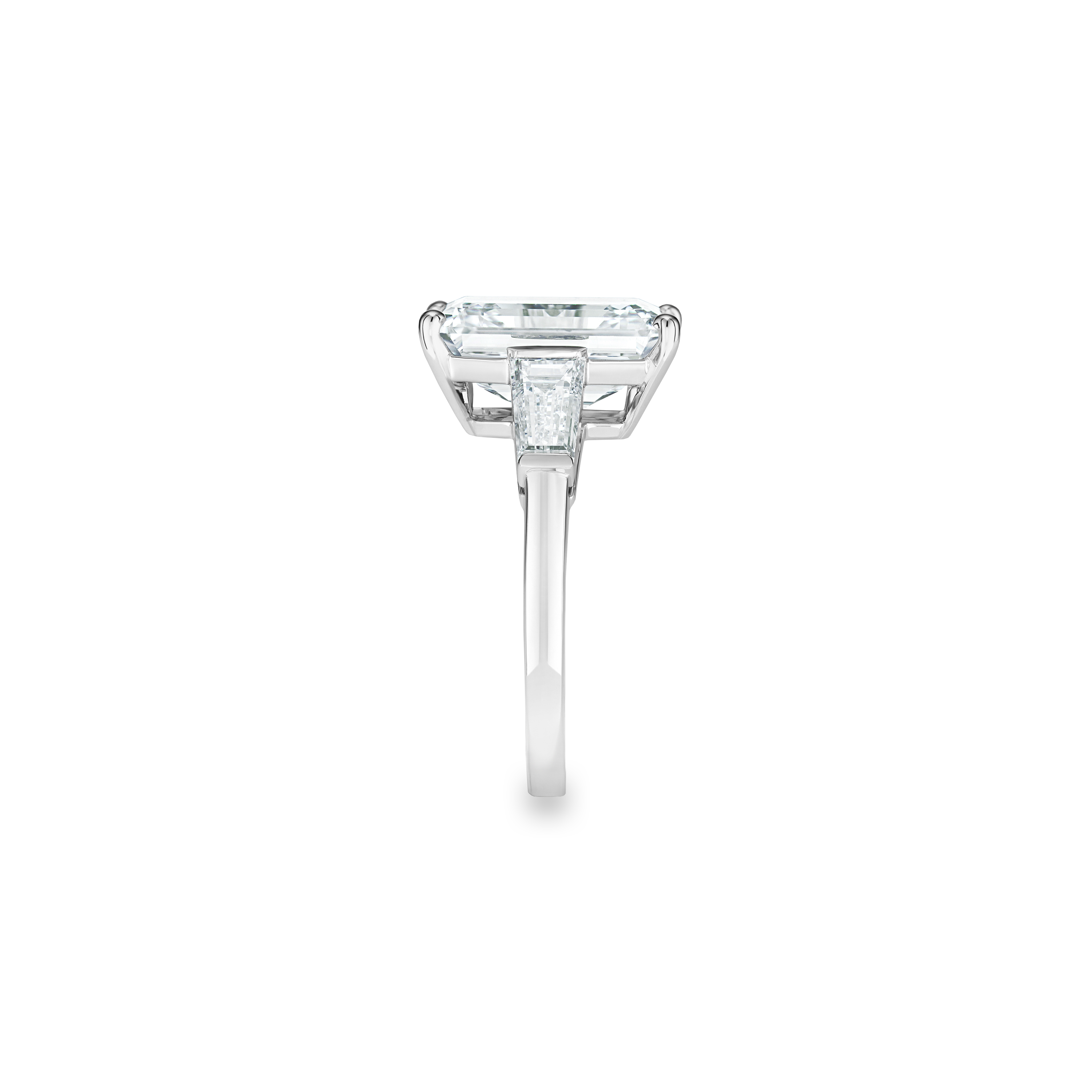DB Classic emerald-cut and tapered diamond ring DB Classic emerald-cut and tapered diamond ring, image 3