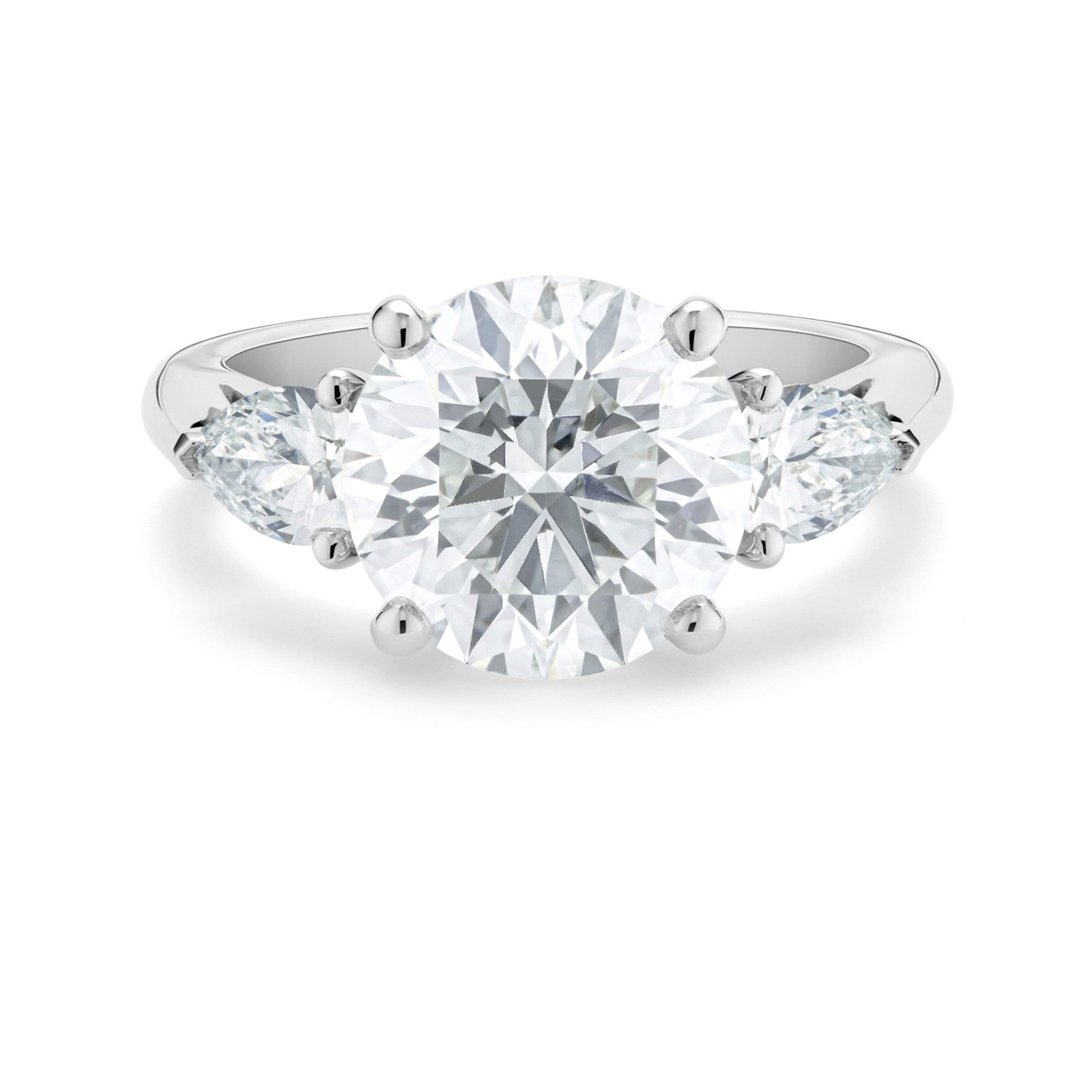 DB Classic round brilliant and pear-shaped diamond ring, image 1