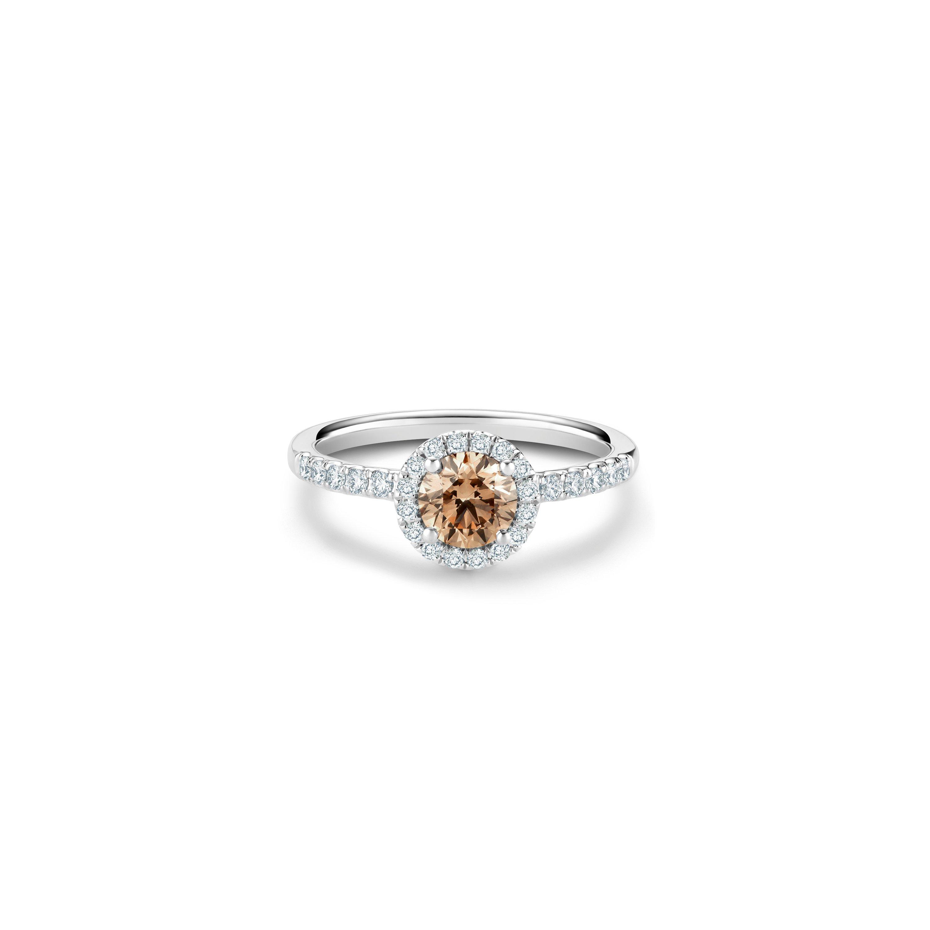 Aura round brilliant diamond ring