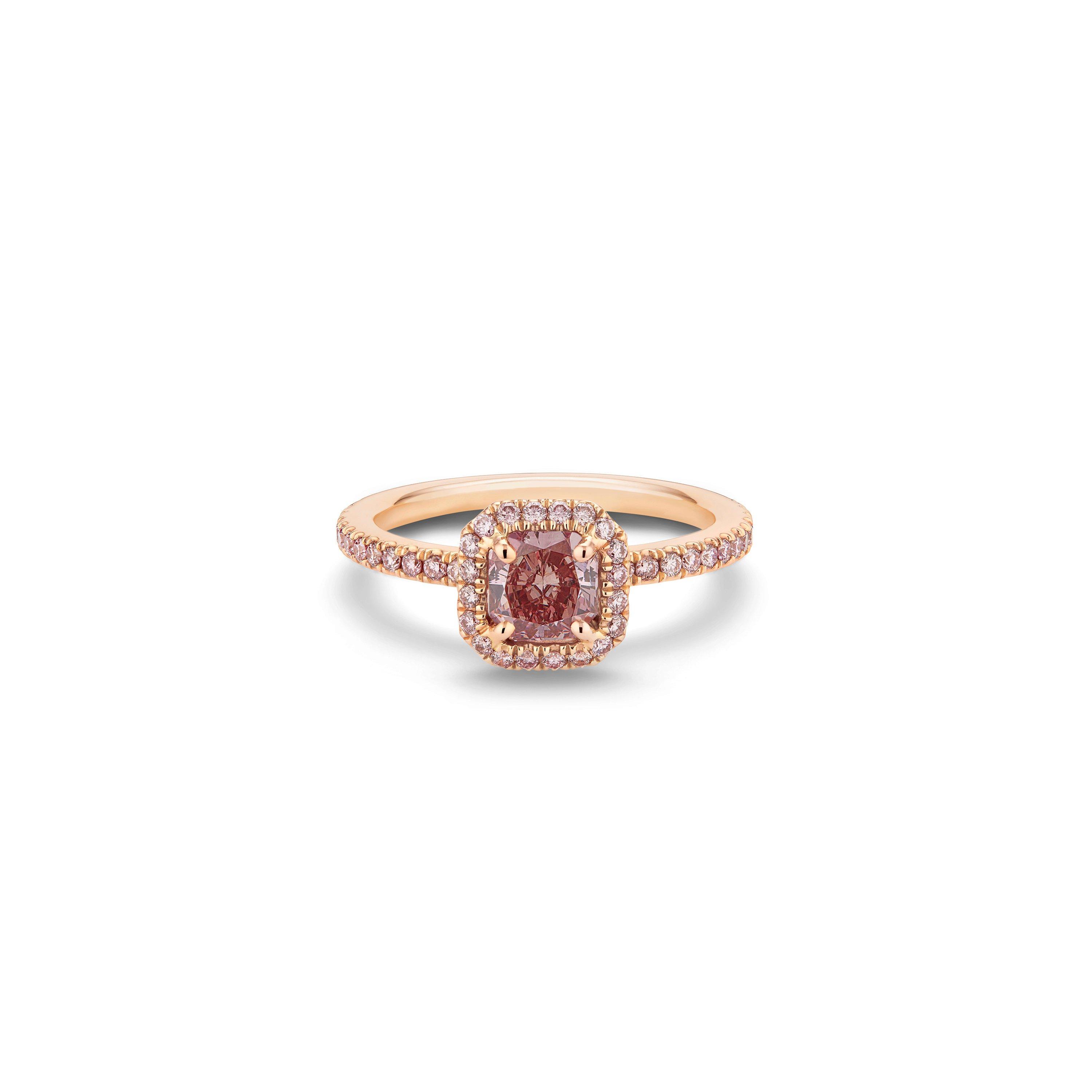 de Beers Jewellers 18kt White Gold de Beers Aura Fancy Coloured Diamond Ring