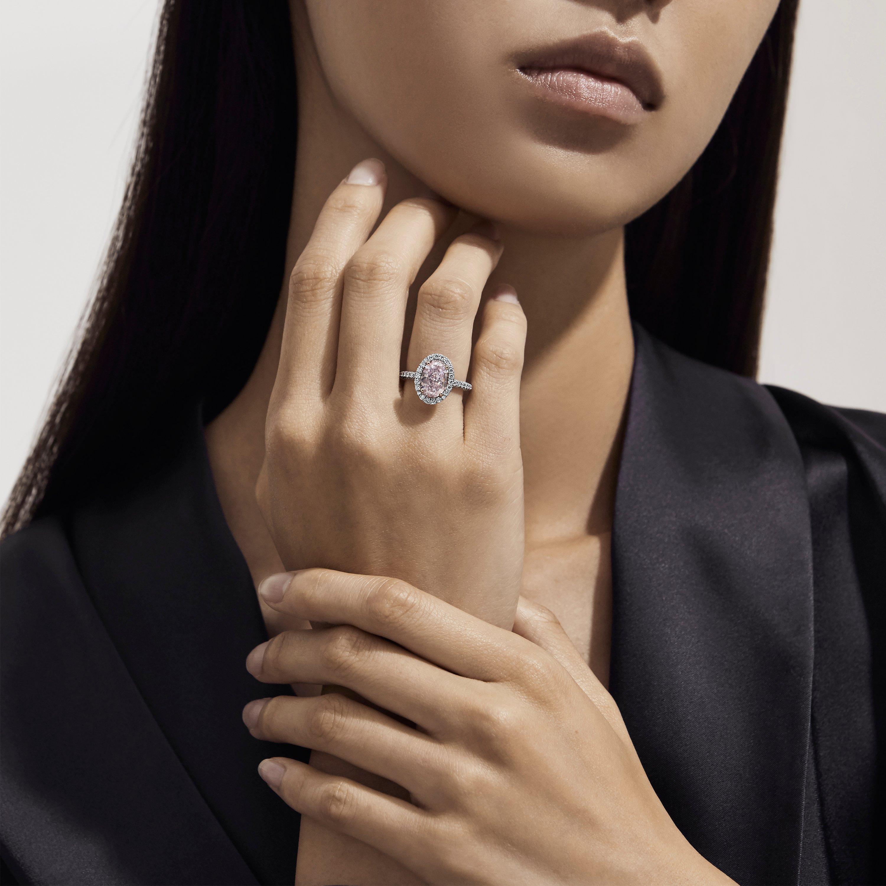 De Beers 13.25-carat oval-cut diamond engagement ring