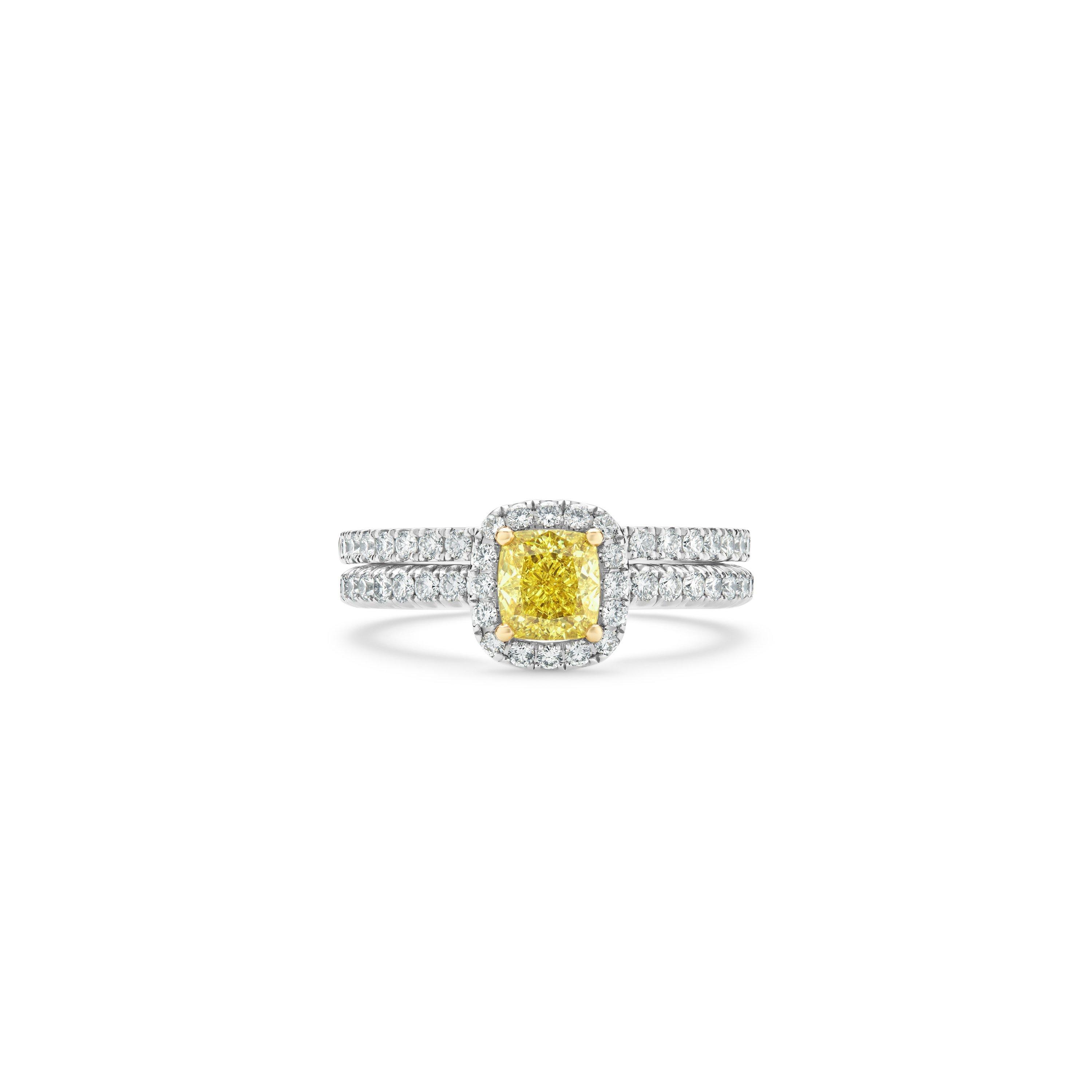 de Beers Jewellers 18kt White Gold de Beers Aura Fancy Coloured Diamond Ring