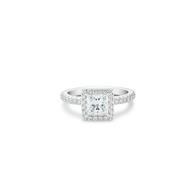 Aura princess-cut diamond ring