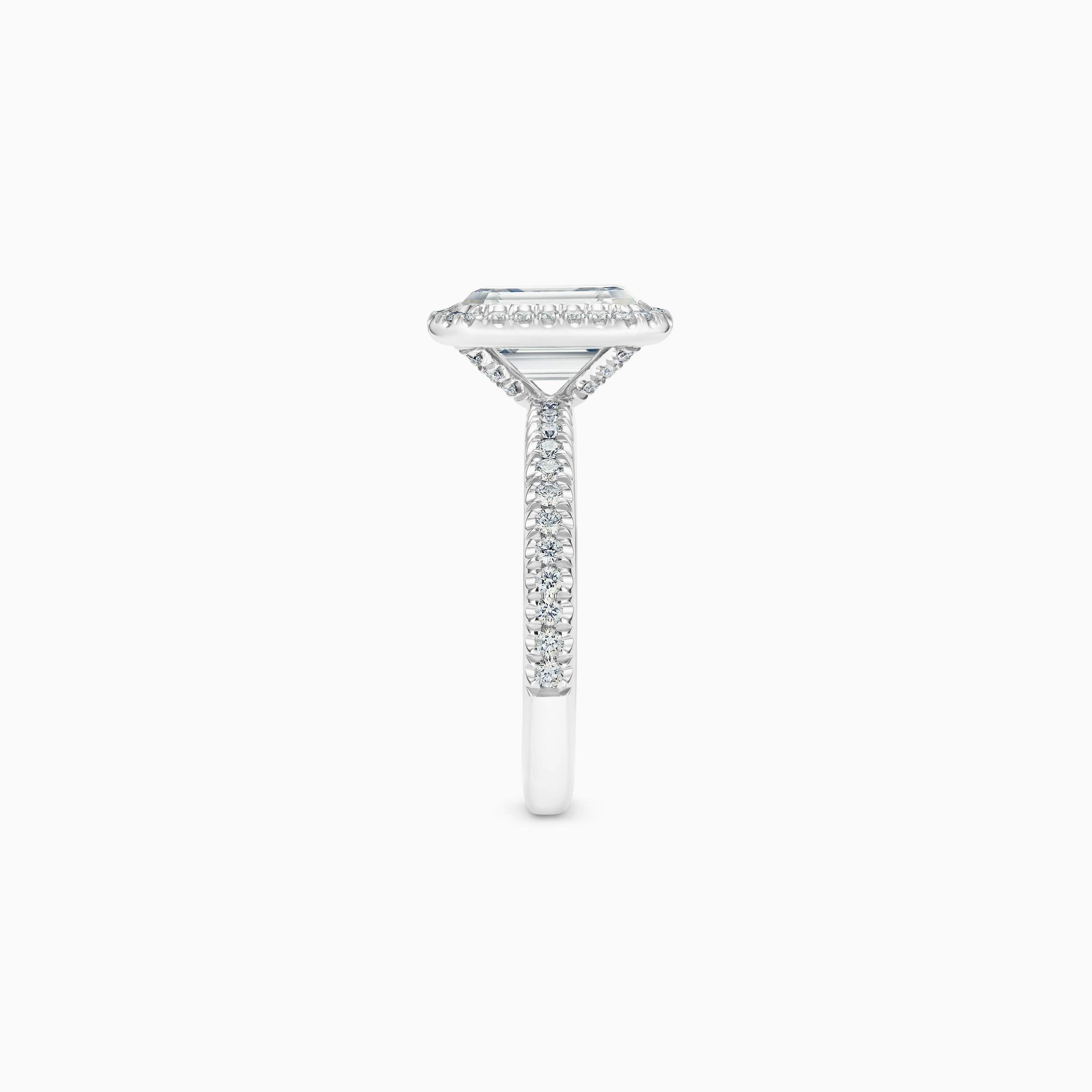 Aura emerald-cut diamond ring Aura emerald-cut diamond ring, image 4
