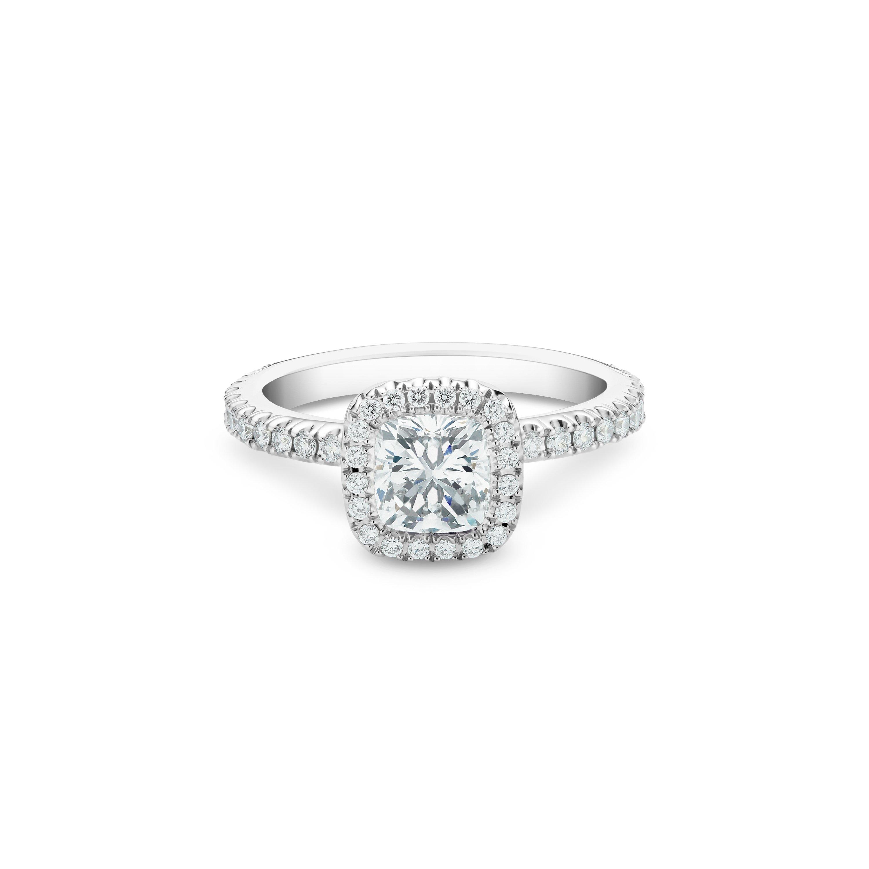 Aura round brilliant diamond ring in platinum