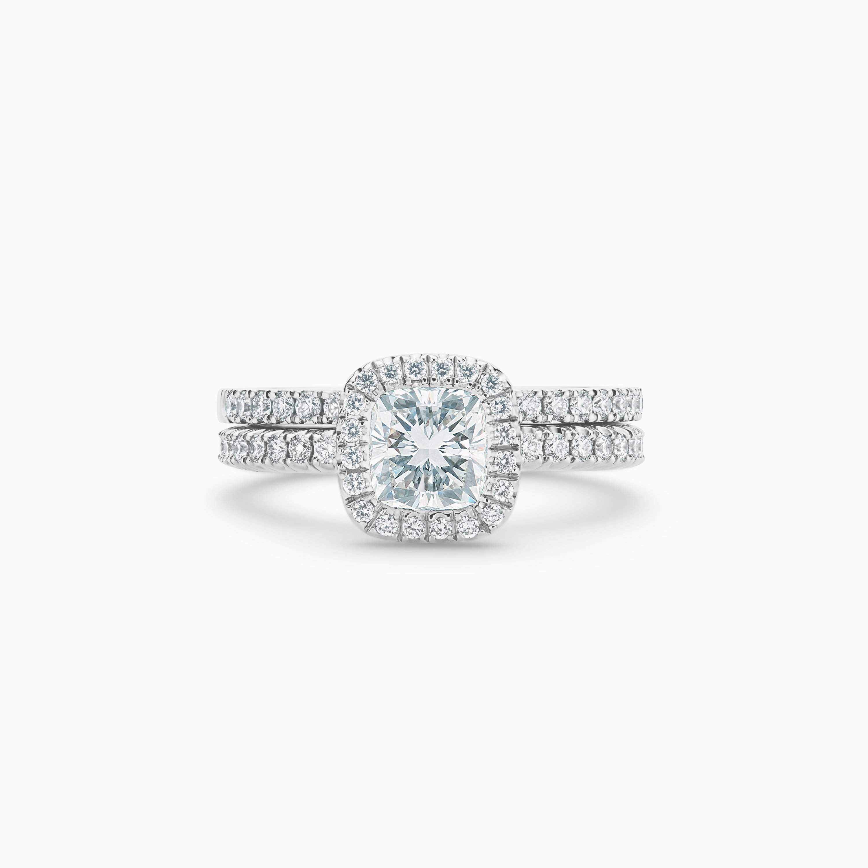 Aura cushion-cut diamond ring Aura cushion-cut diamond ring, image 3