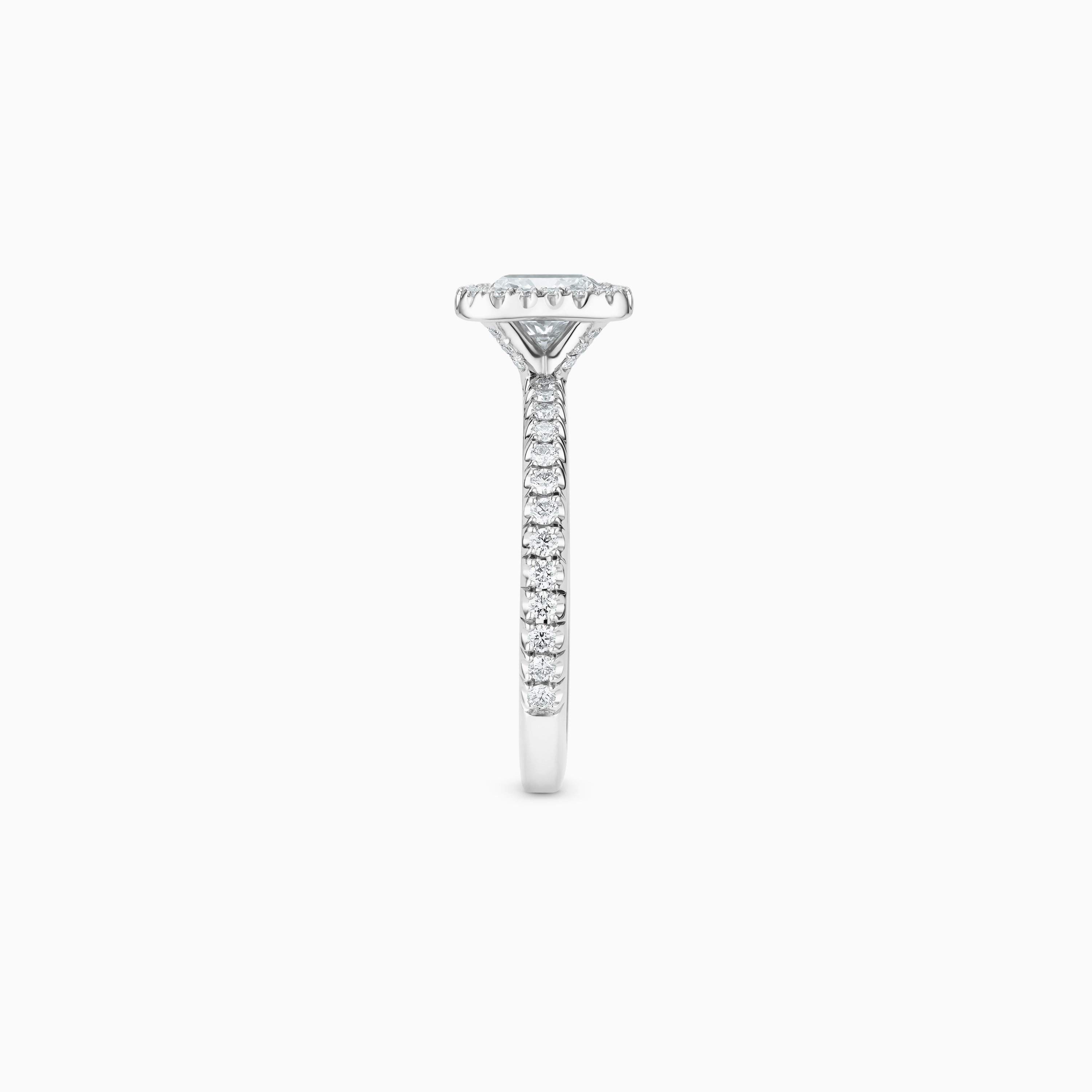 Aura cushion-cut diamond ring Aura cushion-cut diamond ring, image 4