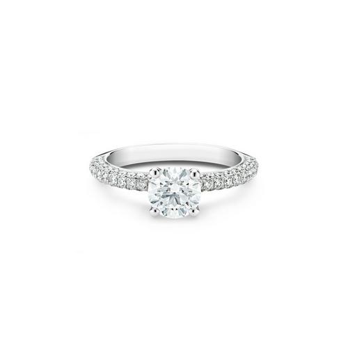 DB Classic round brilliant diamond ring