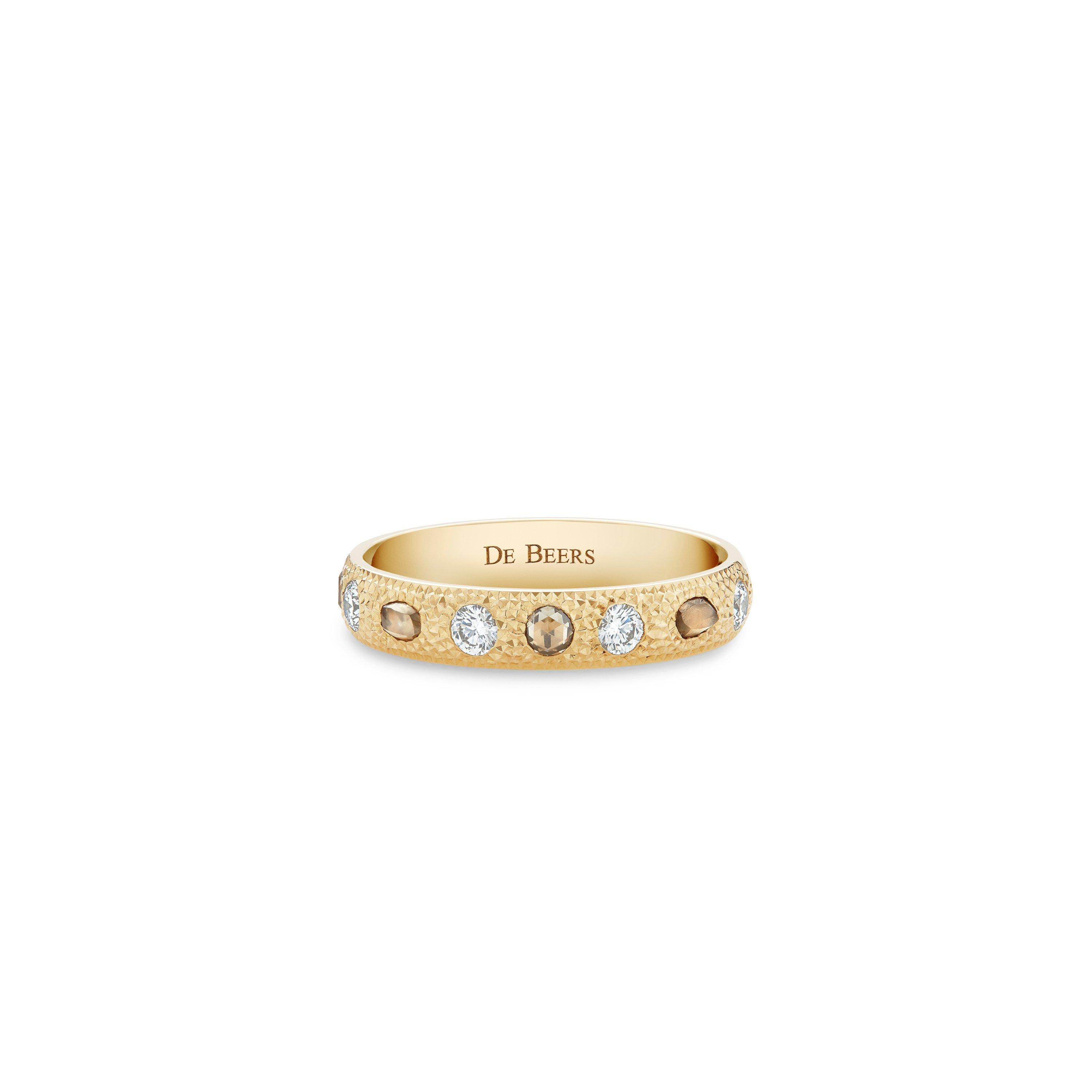 Debeers Talisman Small Band In Gold
