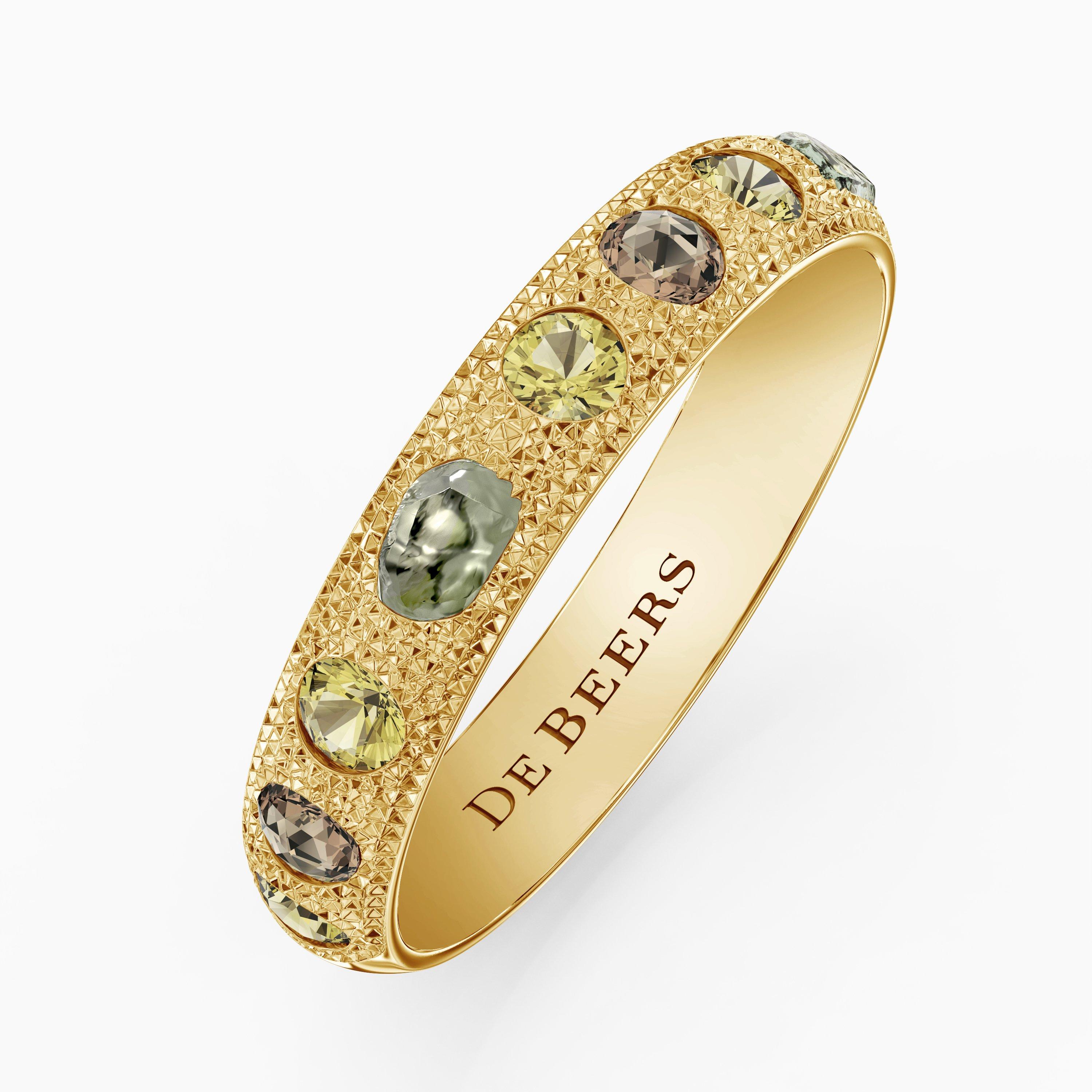 Talisman Small Band in Yellow Gold, image 2