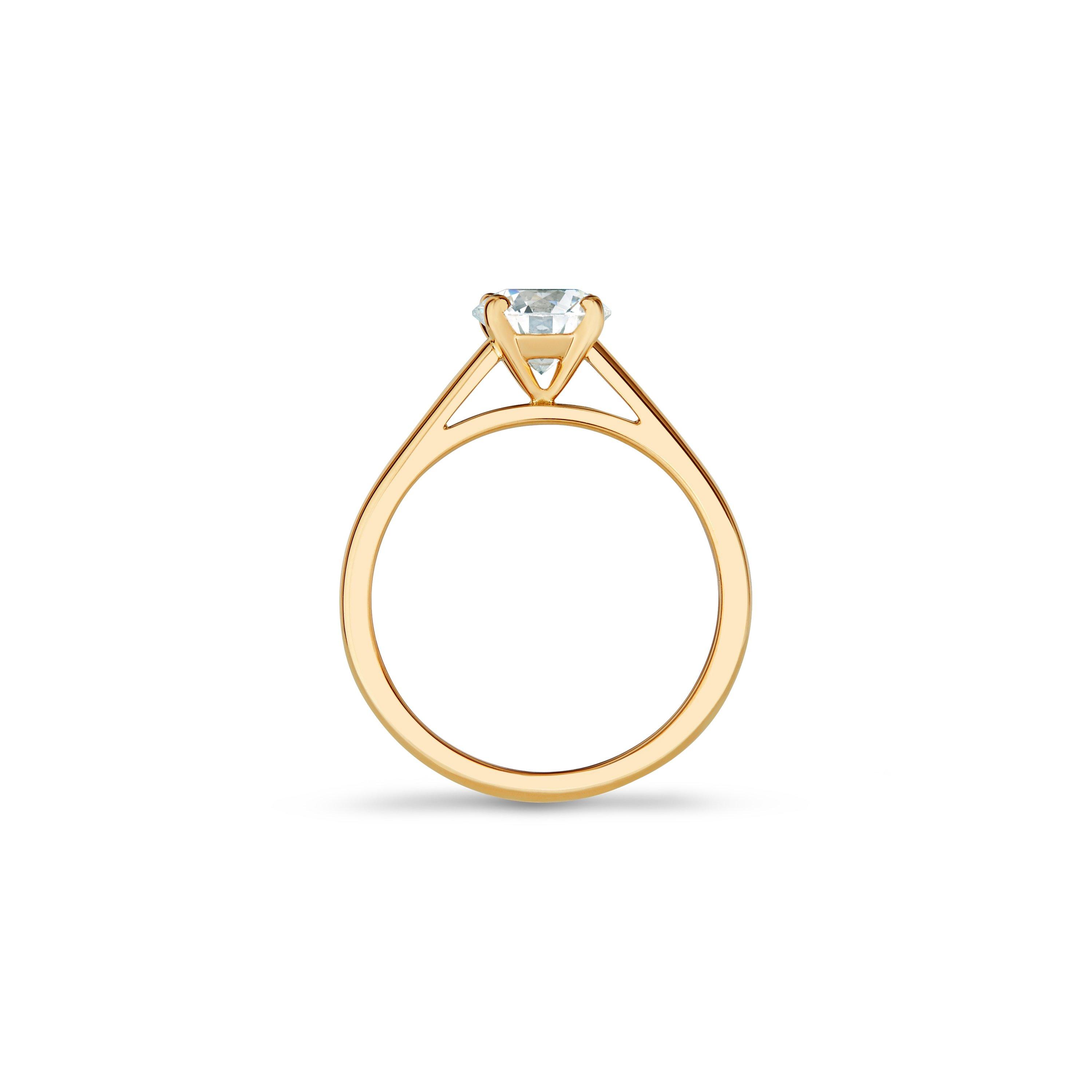 DB Classic round brilliant diamond ring