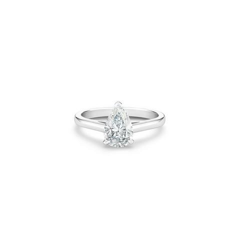 DB Classic pear-shaped diamond ring
