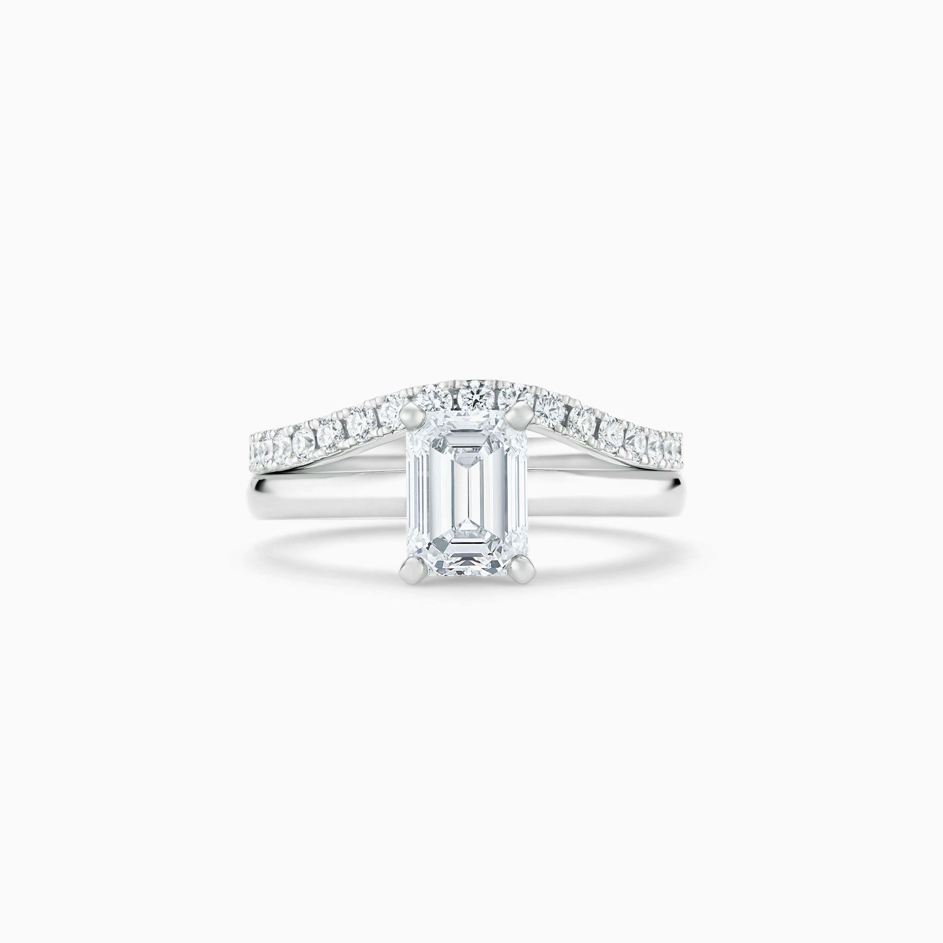 DB Classic emerald-cut diamond ring DB Classic emerald-cut diamond ring, image 3