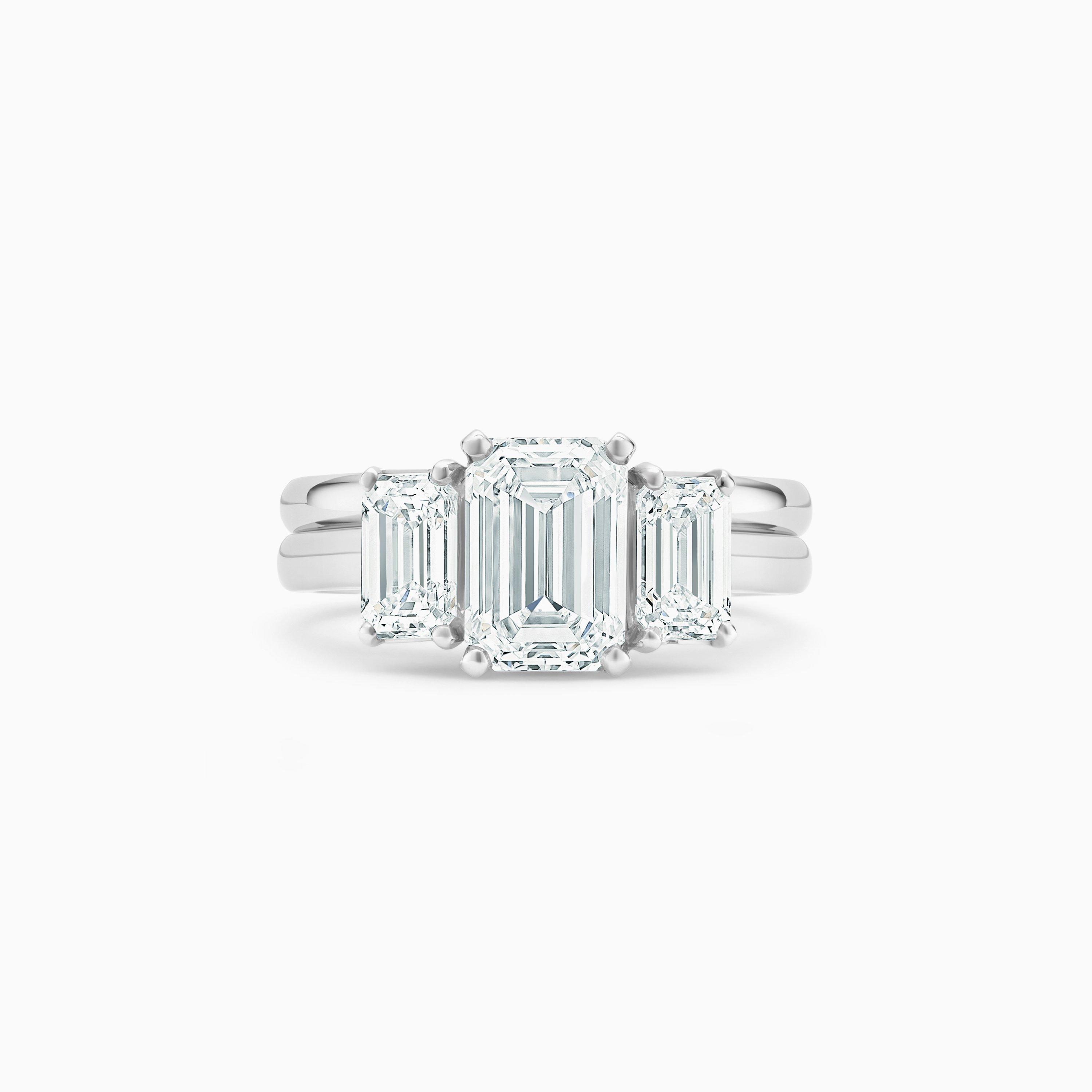 Solitaire DB Classic Trio Diamants Taille &Eacute;meraude, image 3