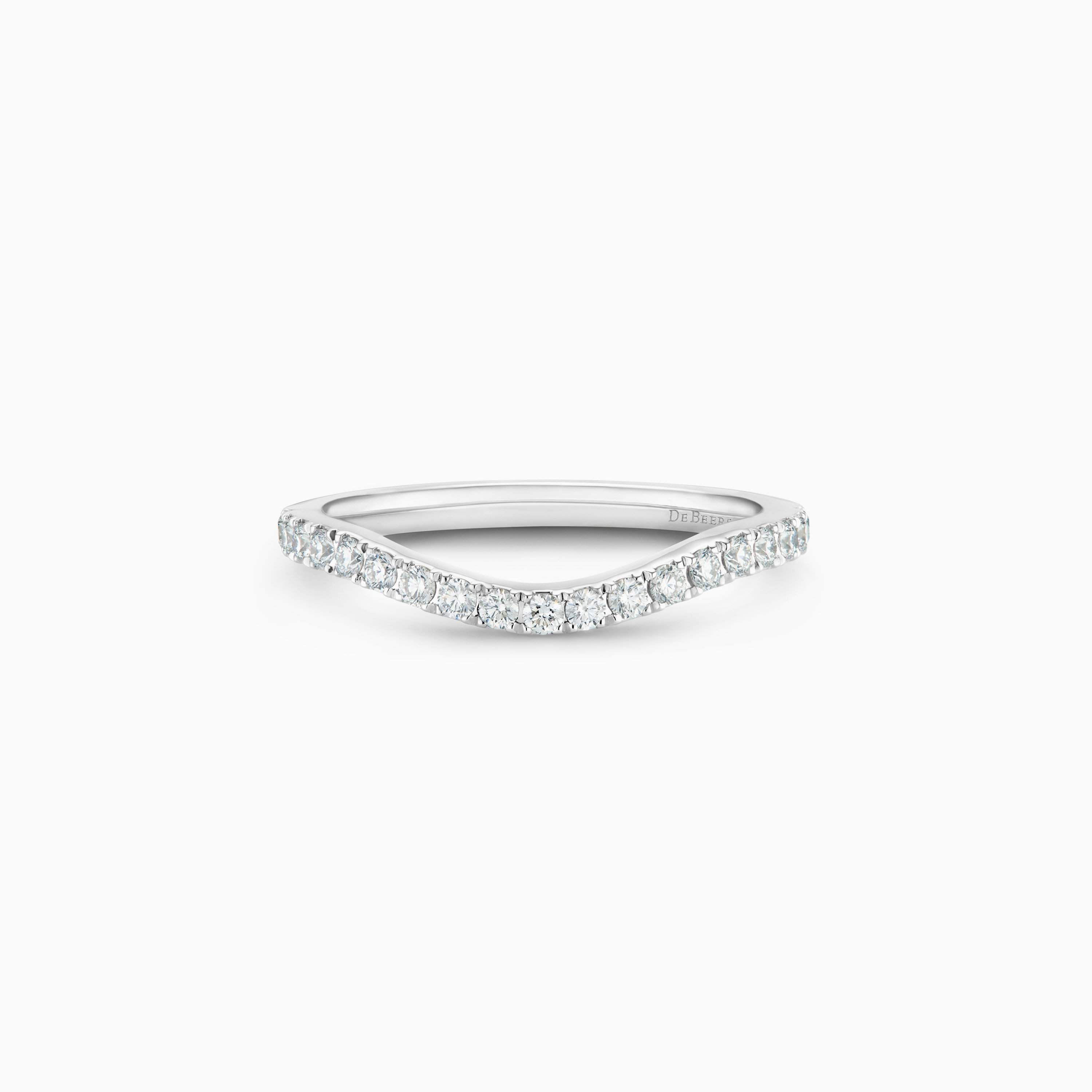 Alliance d'éternité DB Classic semi-pavée en platine Alliance d'éternité DB Classic semi-pavée en platine, image 1