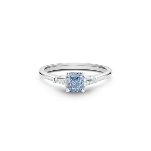 The De Beers Blue