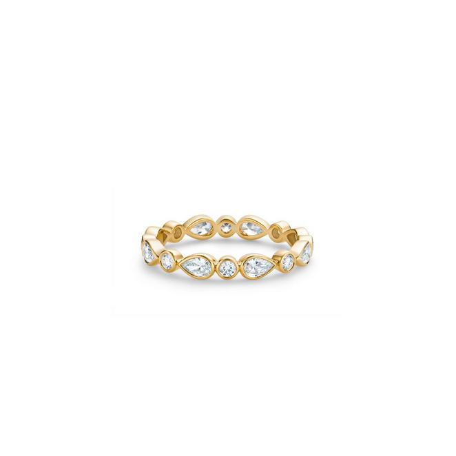 Petal band in yellow gold